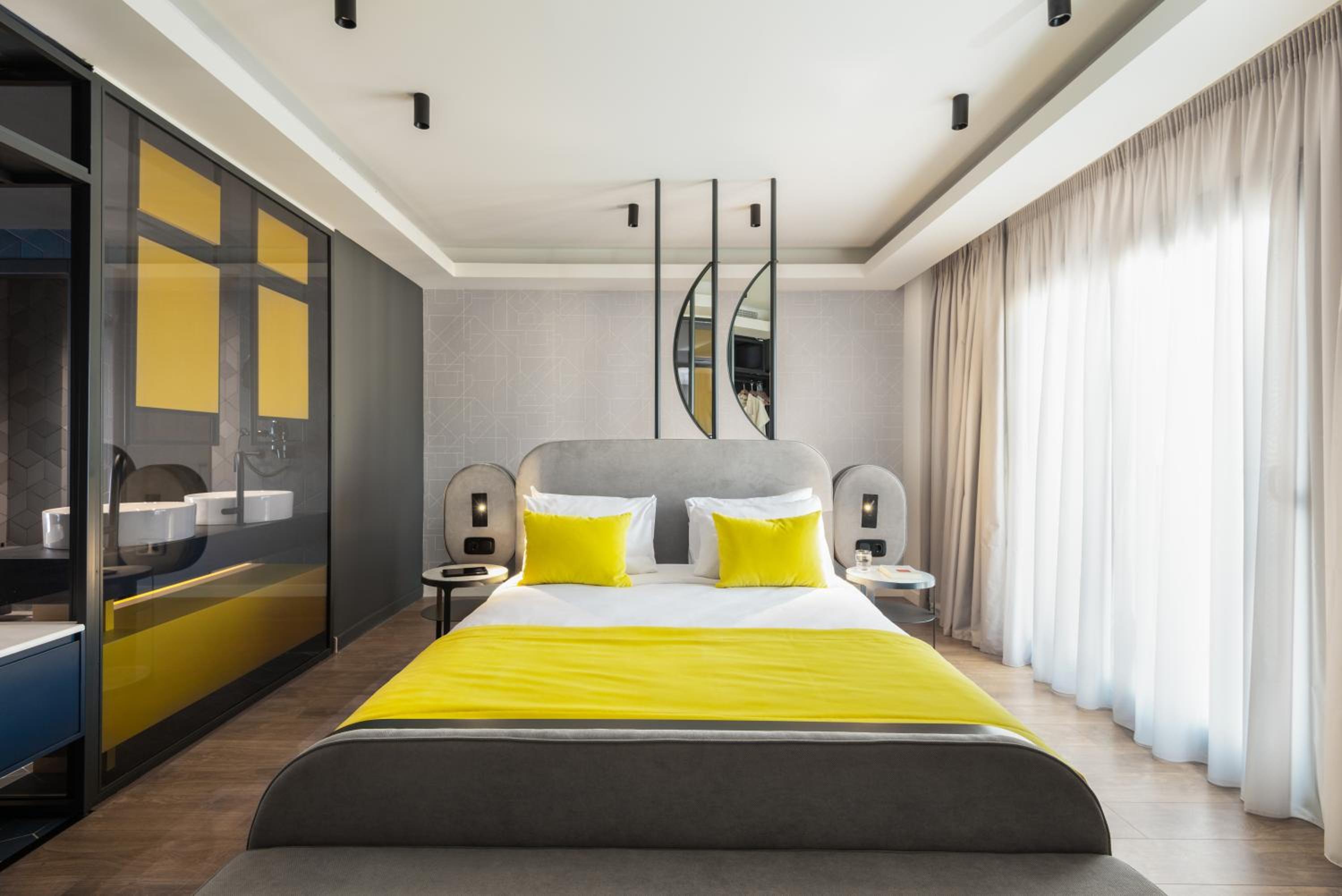 The Penthouse Suite photo 3