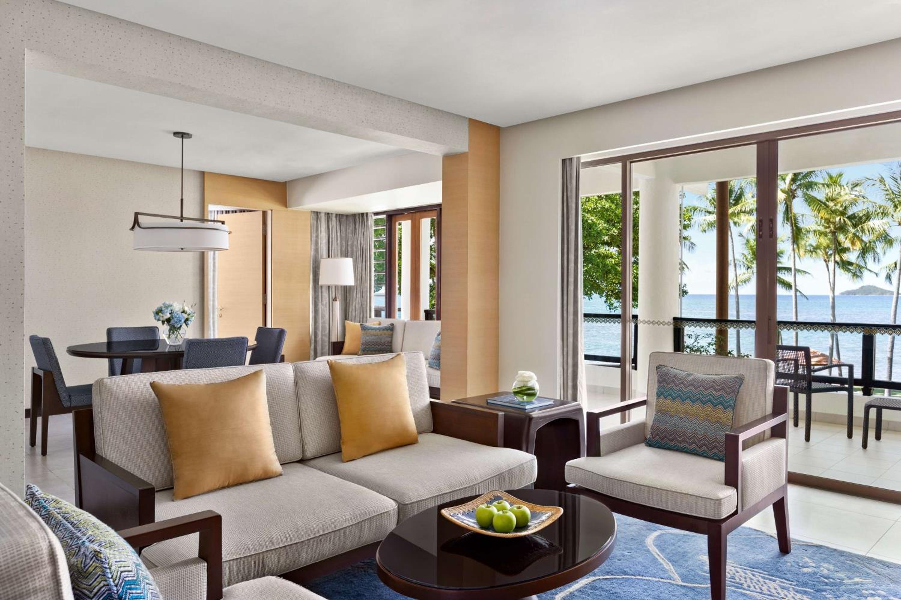 Tanjung Deluxe Suite with Sea View - Photo 3