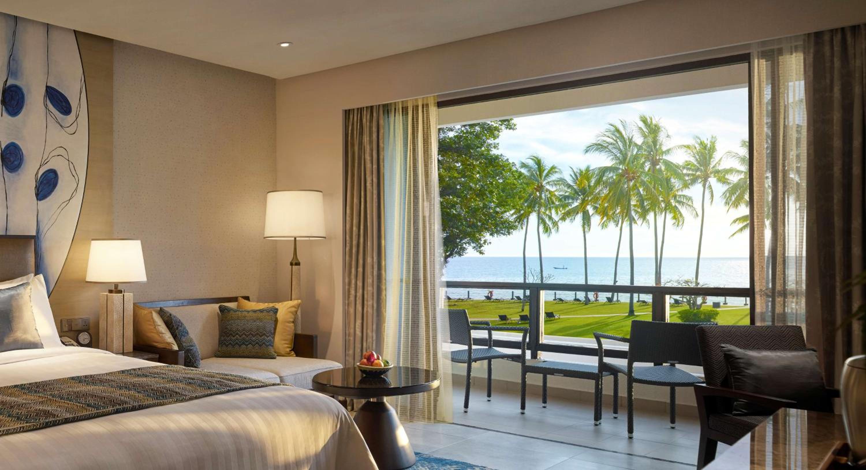 Tanjung King Room with Sea View - Photo 2