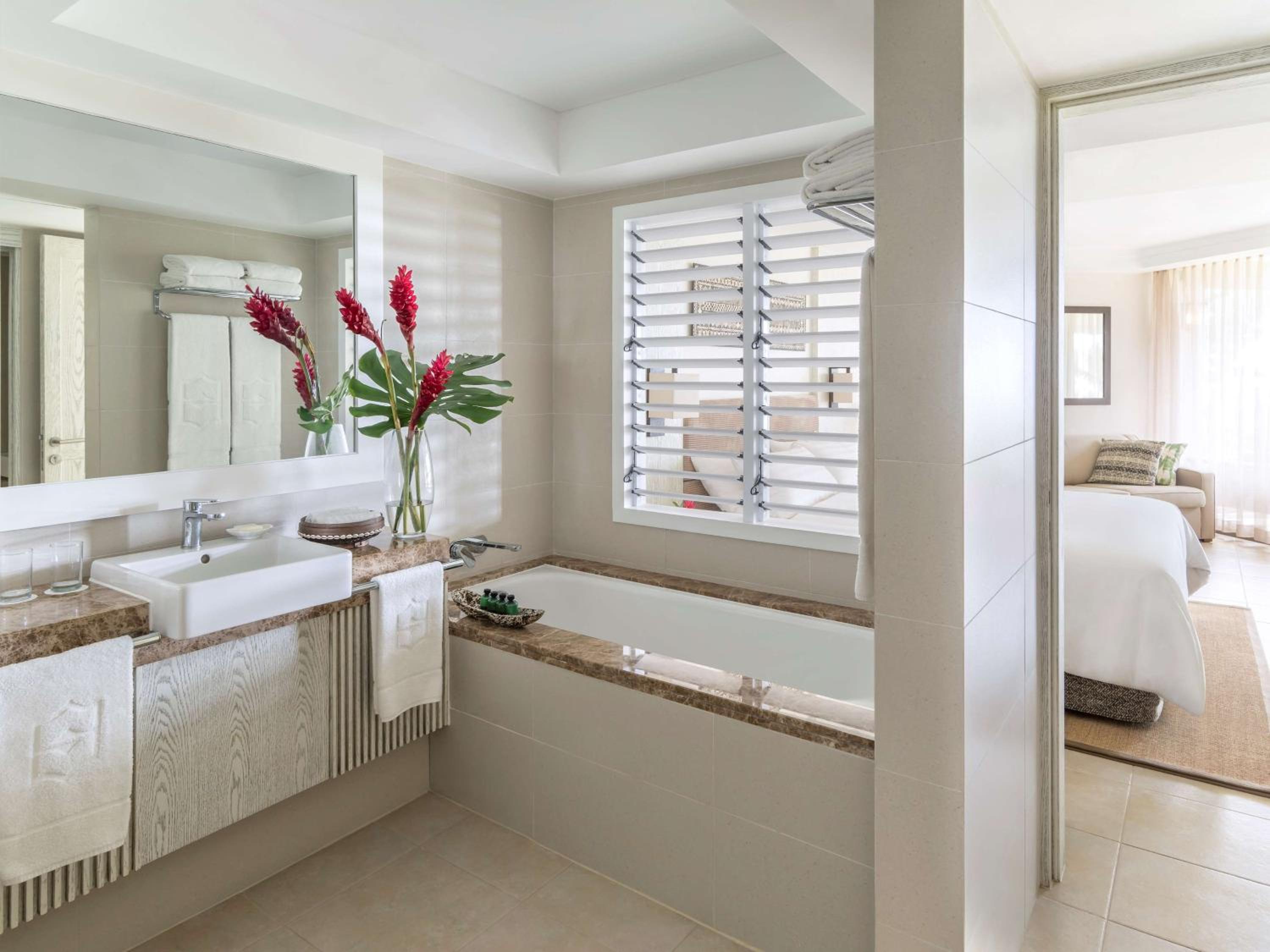Yanuca Lagoon Suite - Photo 6