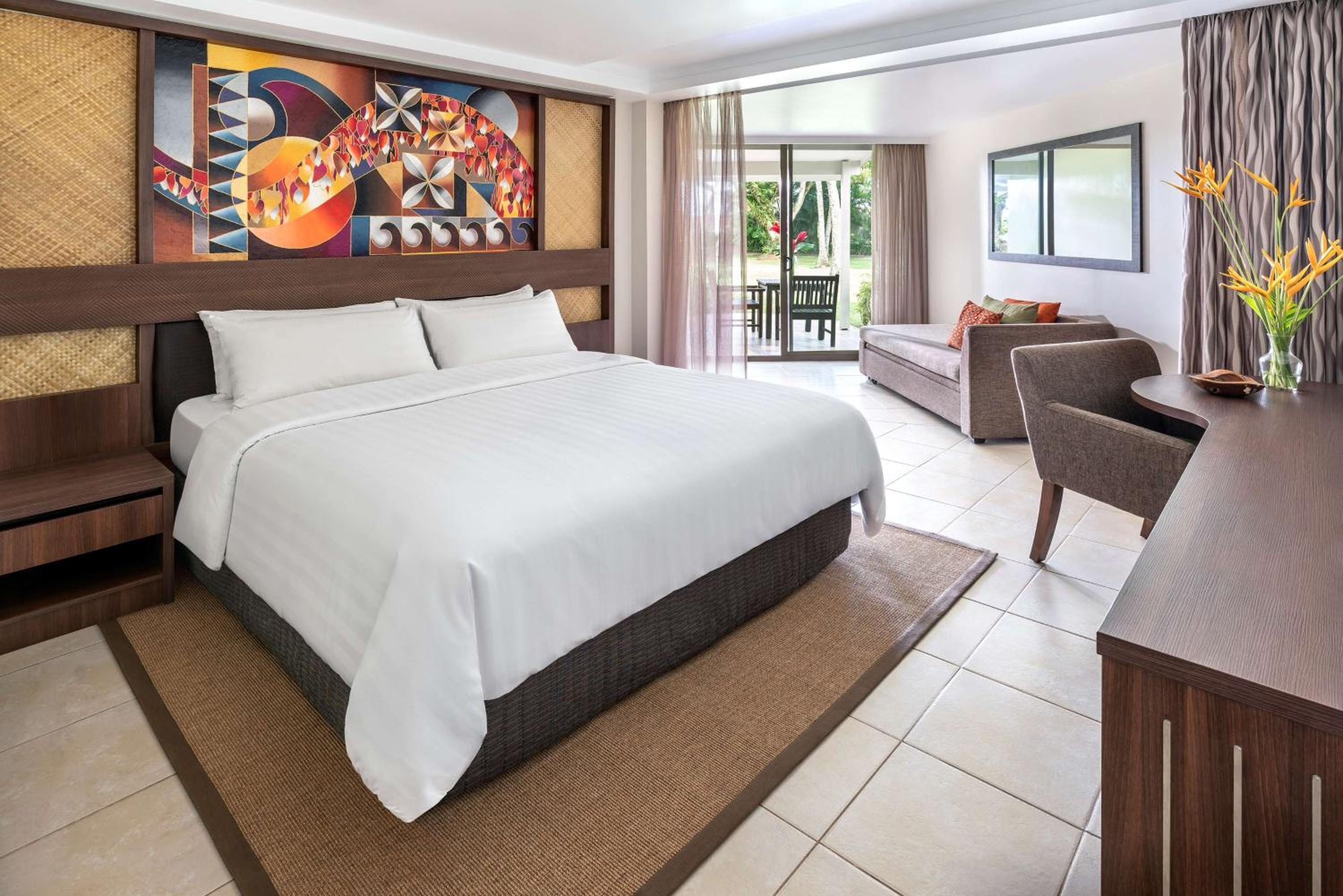 Yanuca Lagoon Grand Deluxe King Room