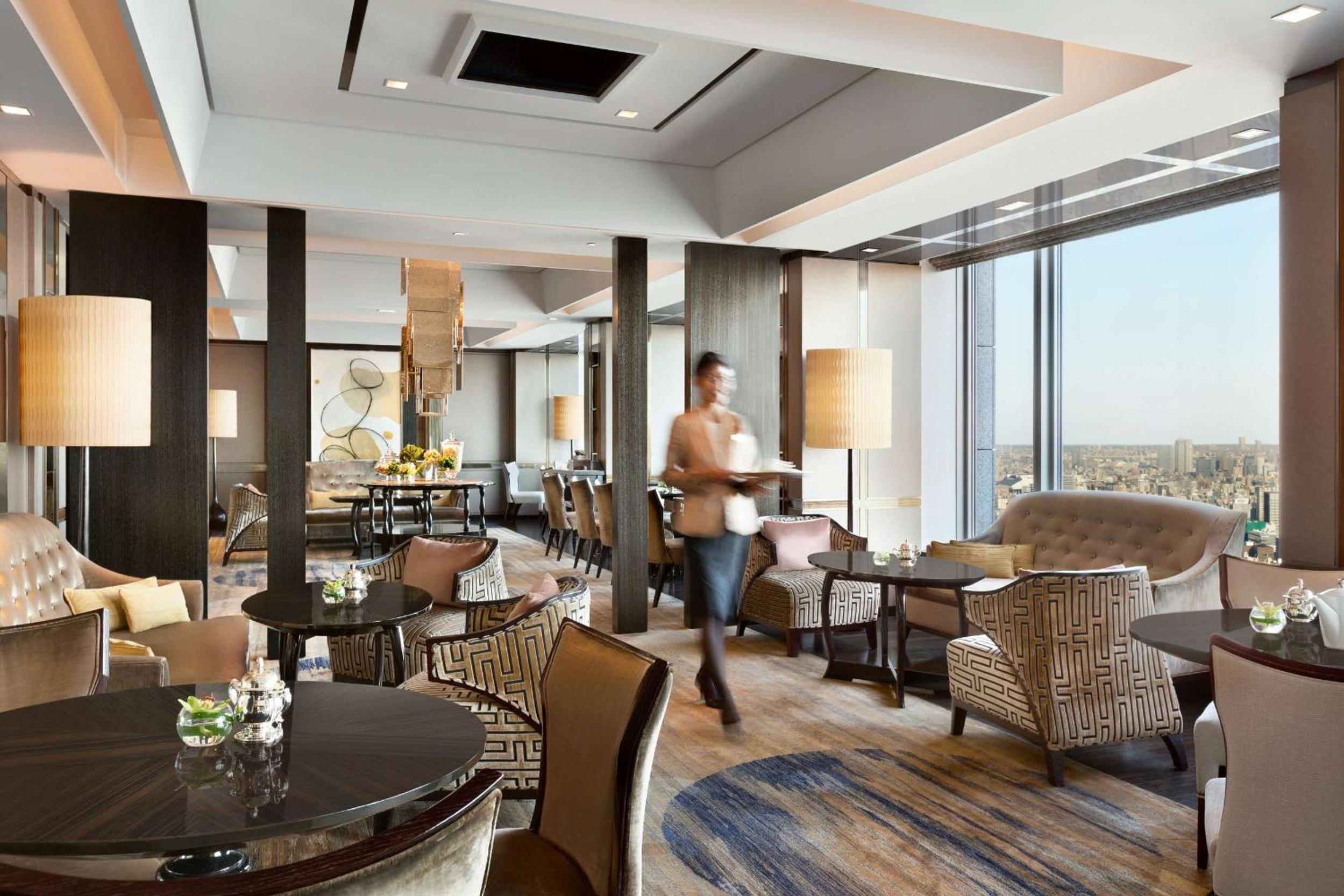 Horizon Club Deluxe Imperial Garden View King Room