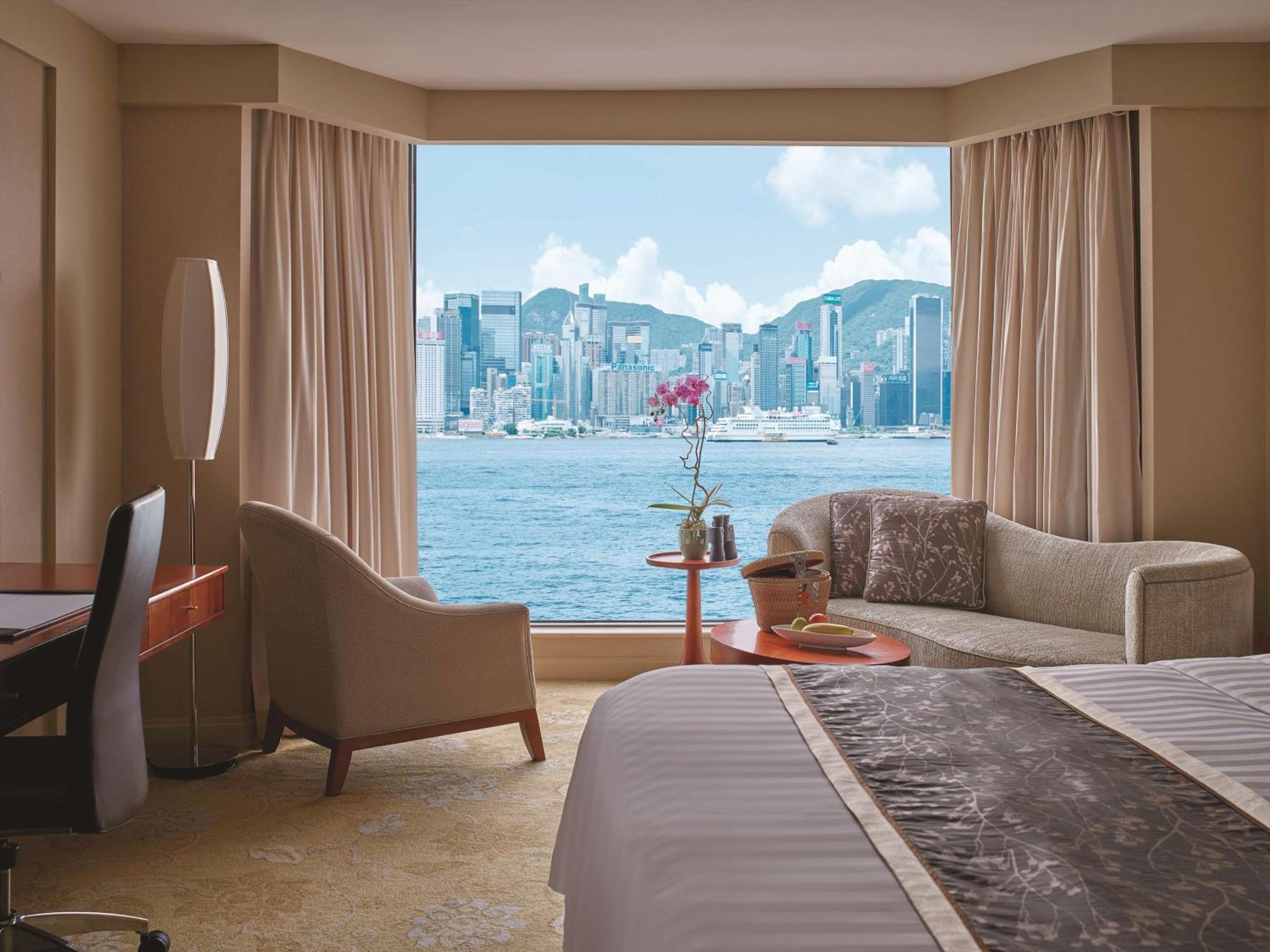 Deluxe King Room with Harbor View