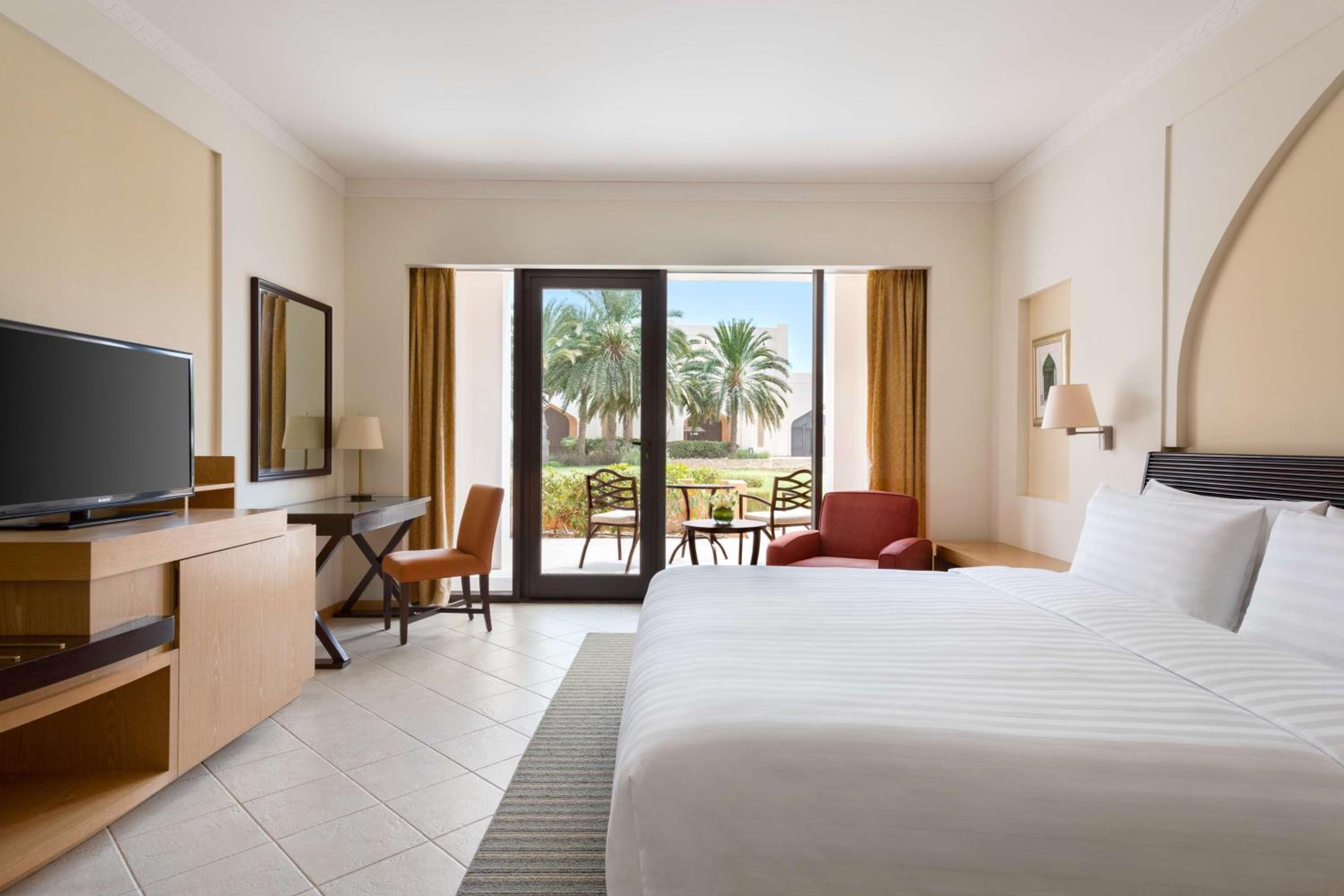 Al Bandar Deluxe Terrace Room King photo 1