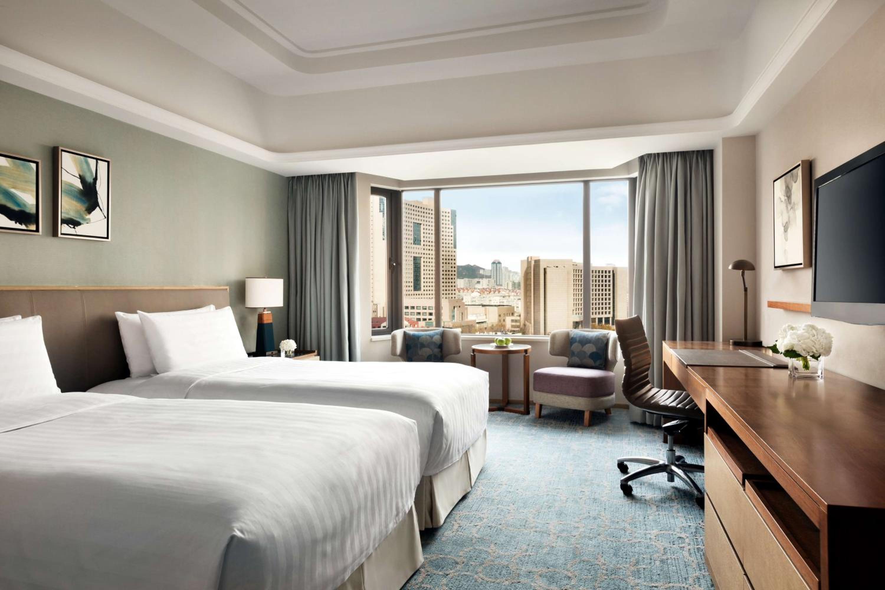 Deluxe Grand Twin Room - City Wing photo 1