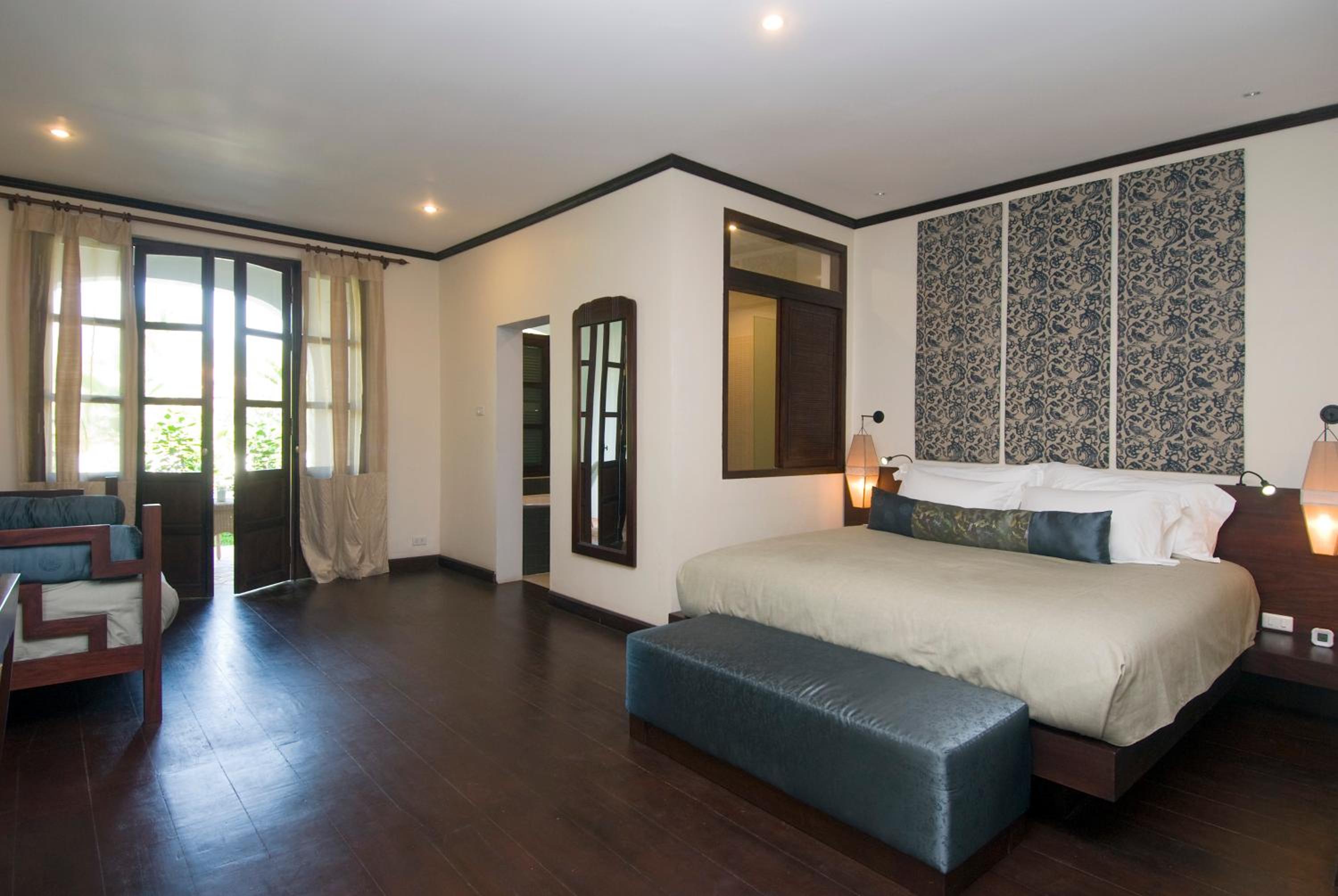 Deluxe Double Room with Garden View