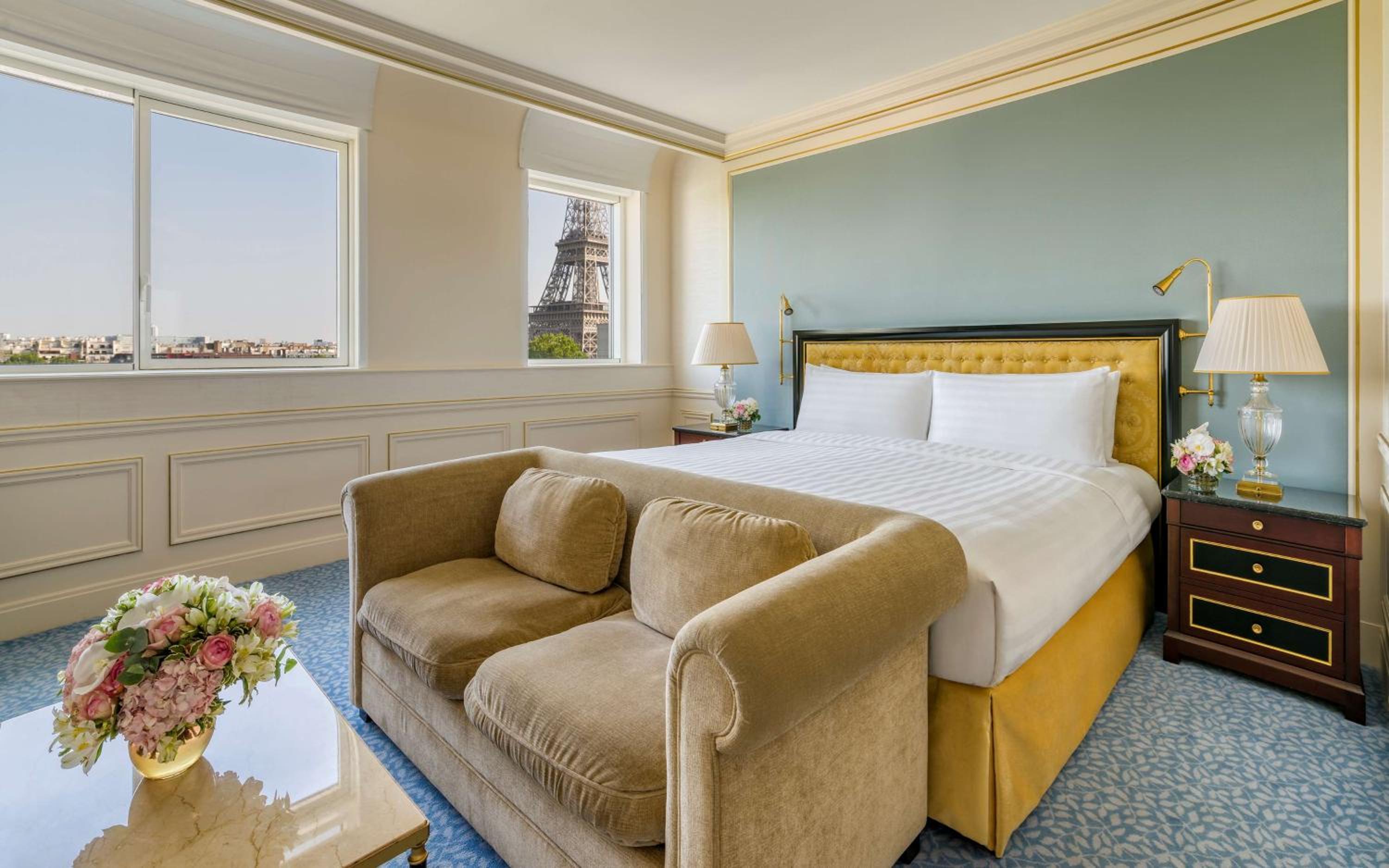 King Room with One King Bed and Terrace (Non Smoking)
