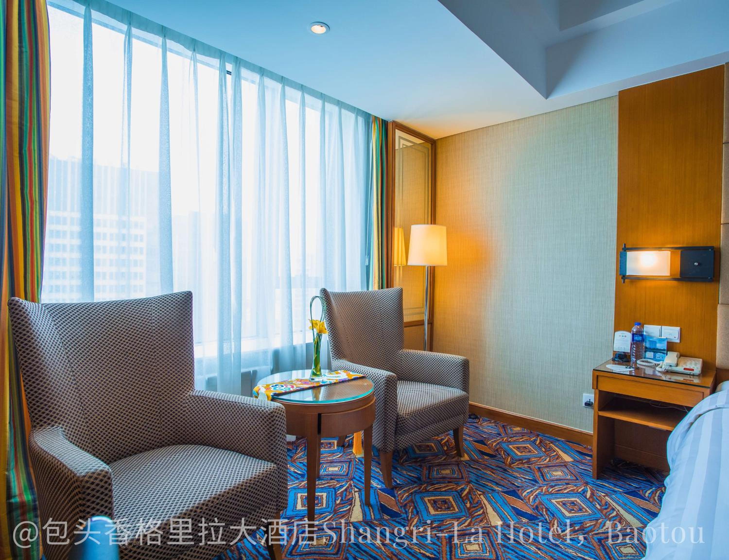 Deluxe King Room - Photo 5