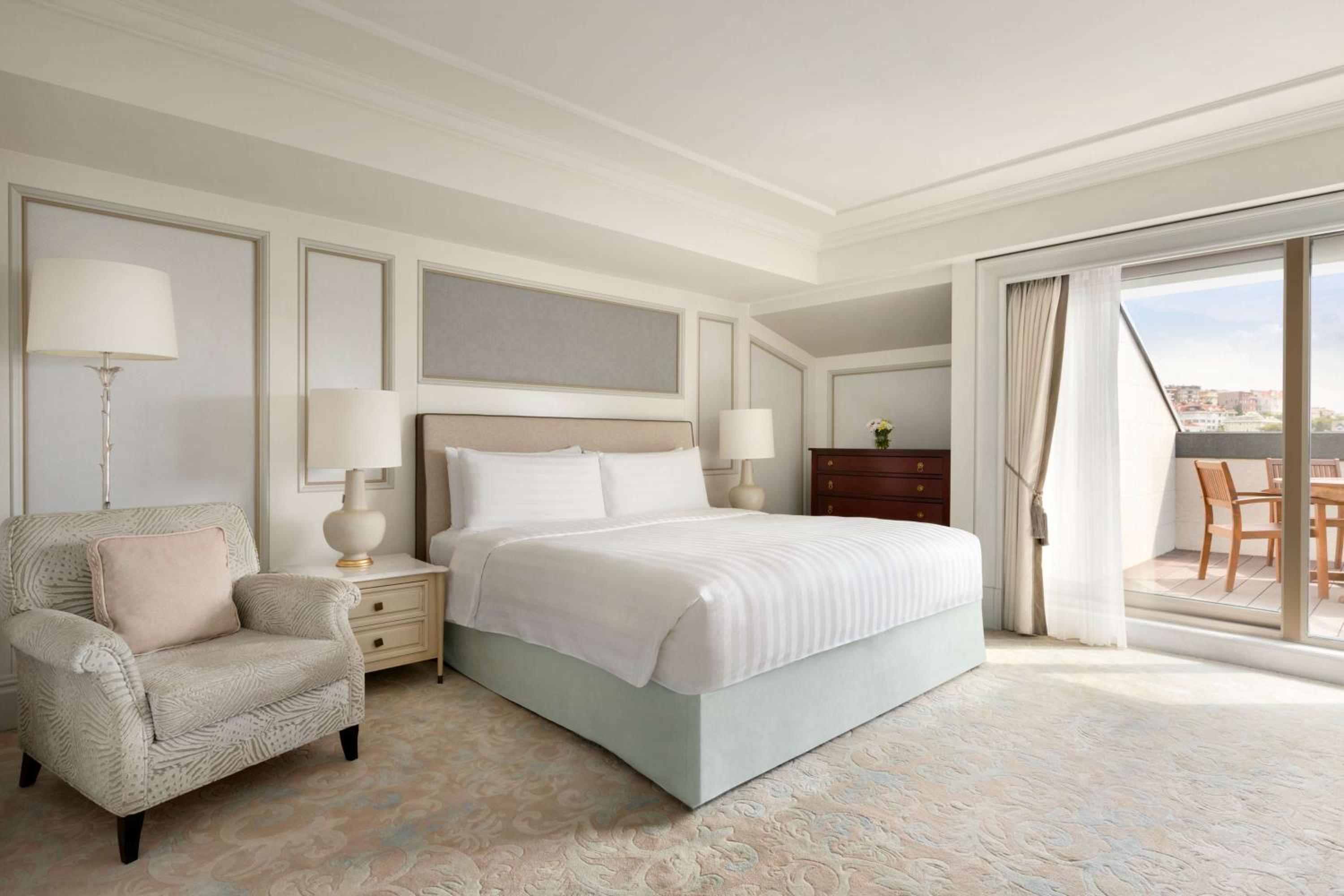 Executive Bosphorus Suite  with Terrace