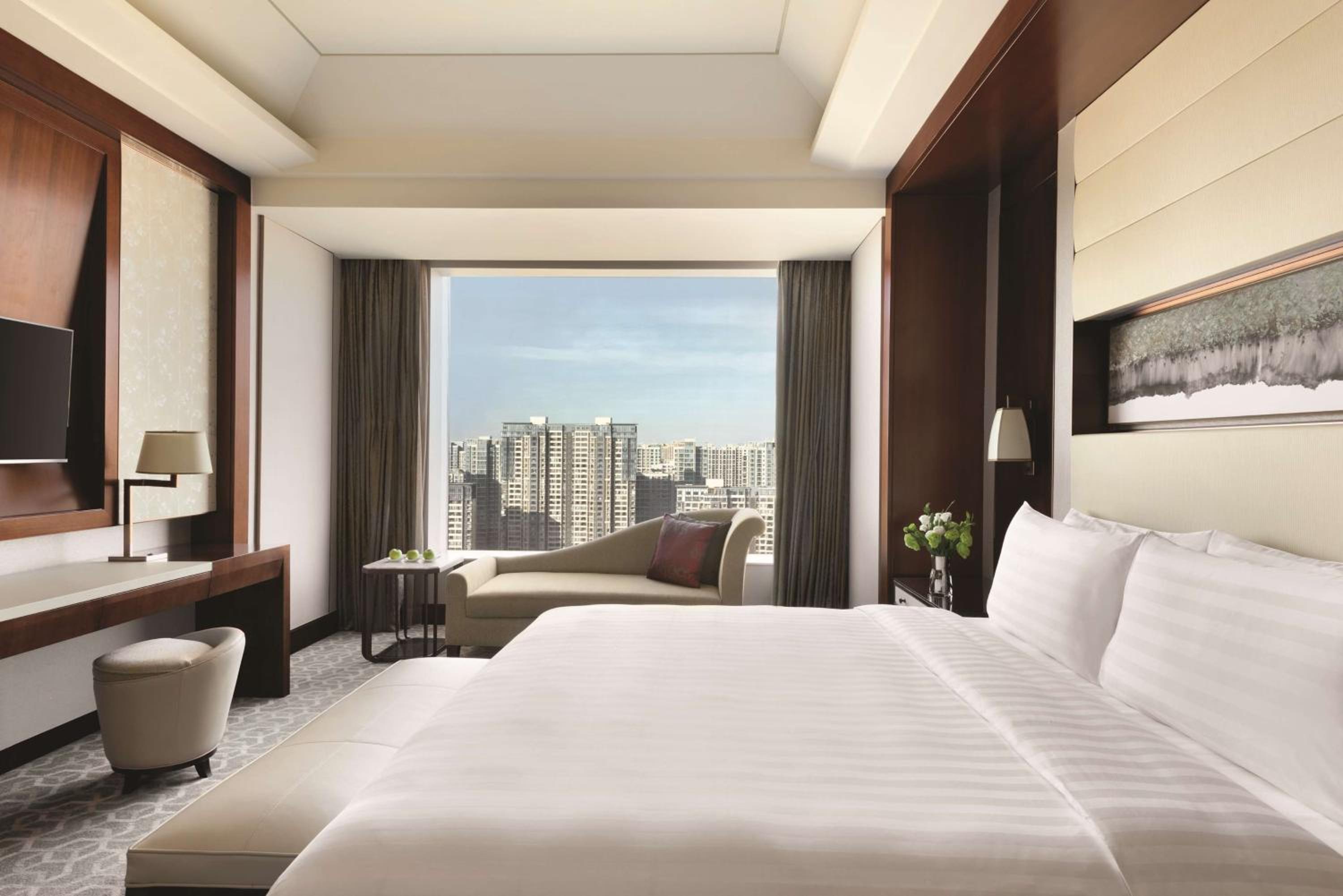 Executive City View Suite
