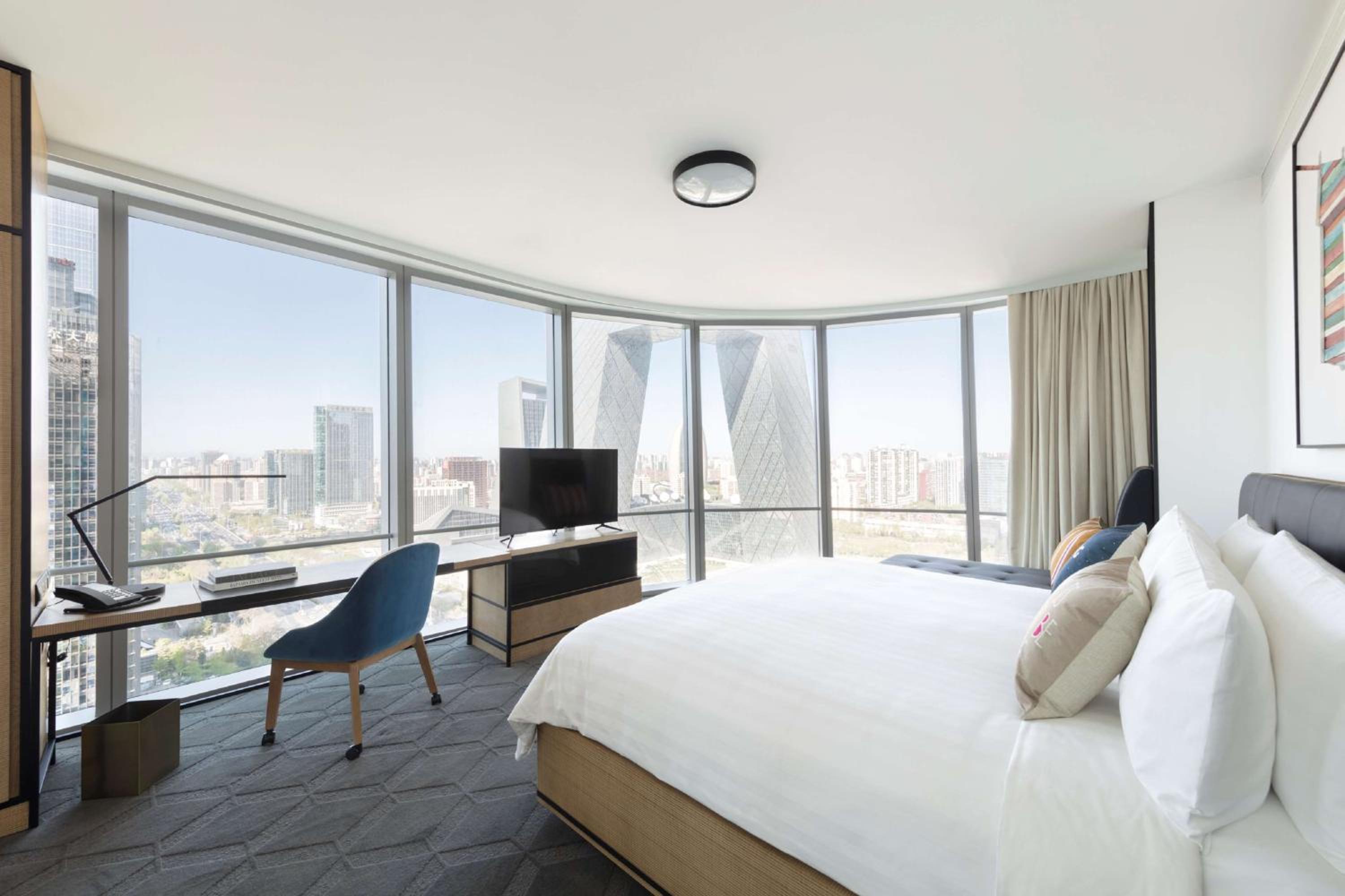 Jen 75 Skyline Plus inclusive breakfast+dinner+1-time use of Mini-bar+Welcome fruit+Happy Hour from 5:30pm to 9:00pm photo 2