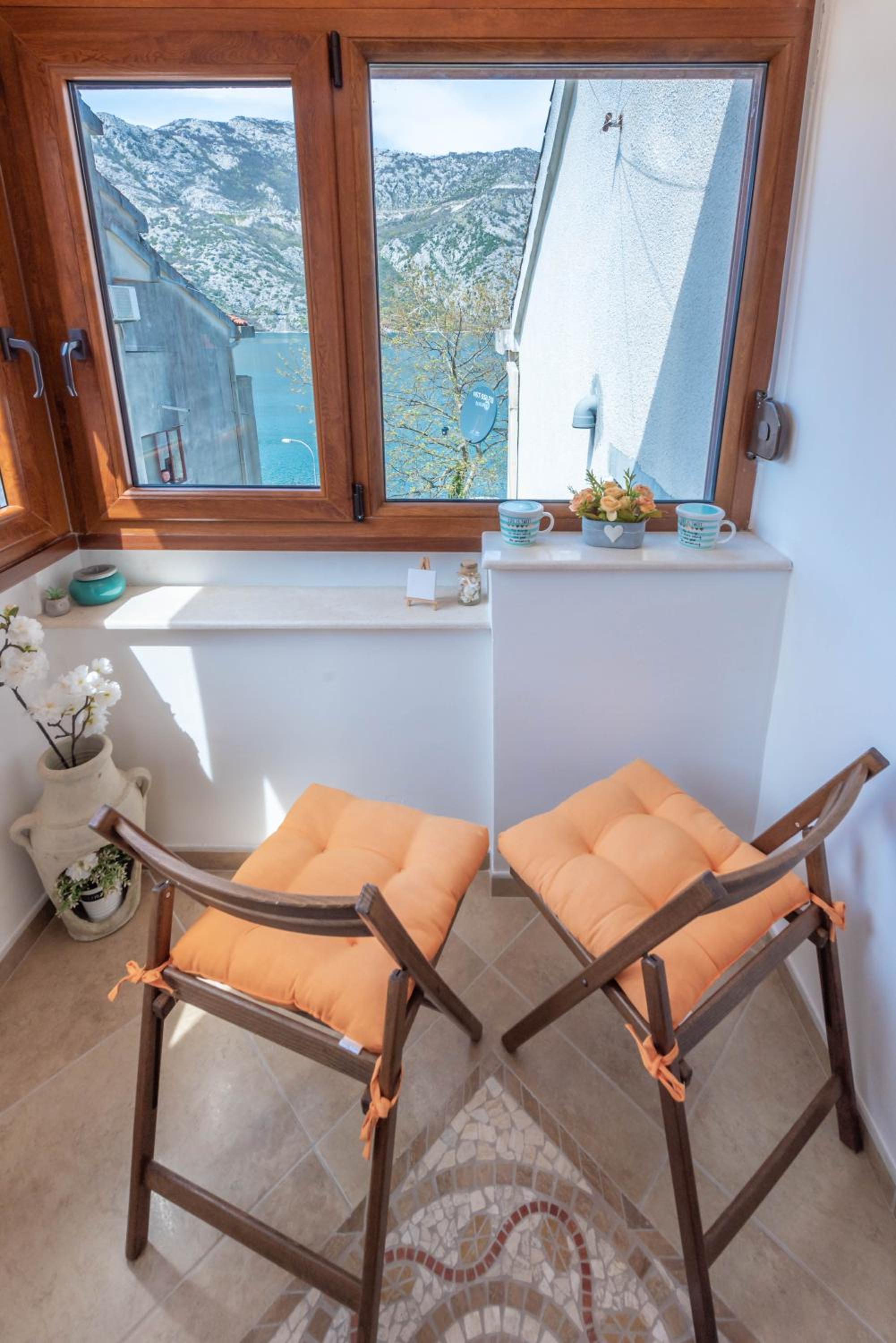 Apartment with Sea View photo 2