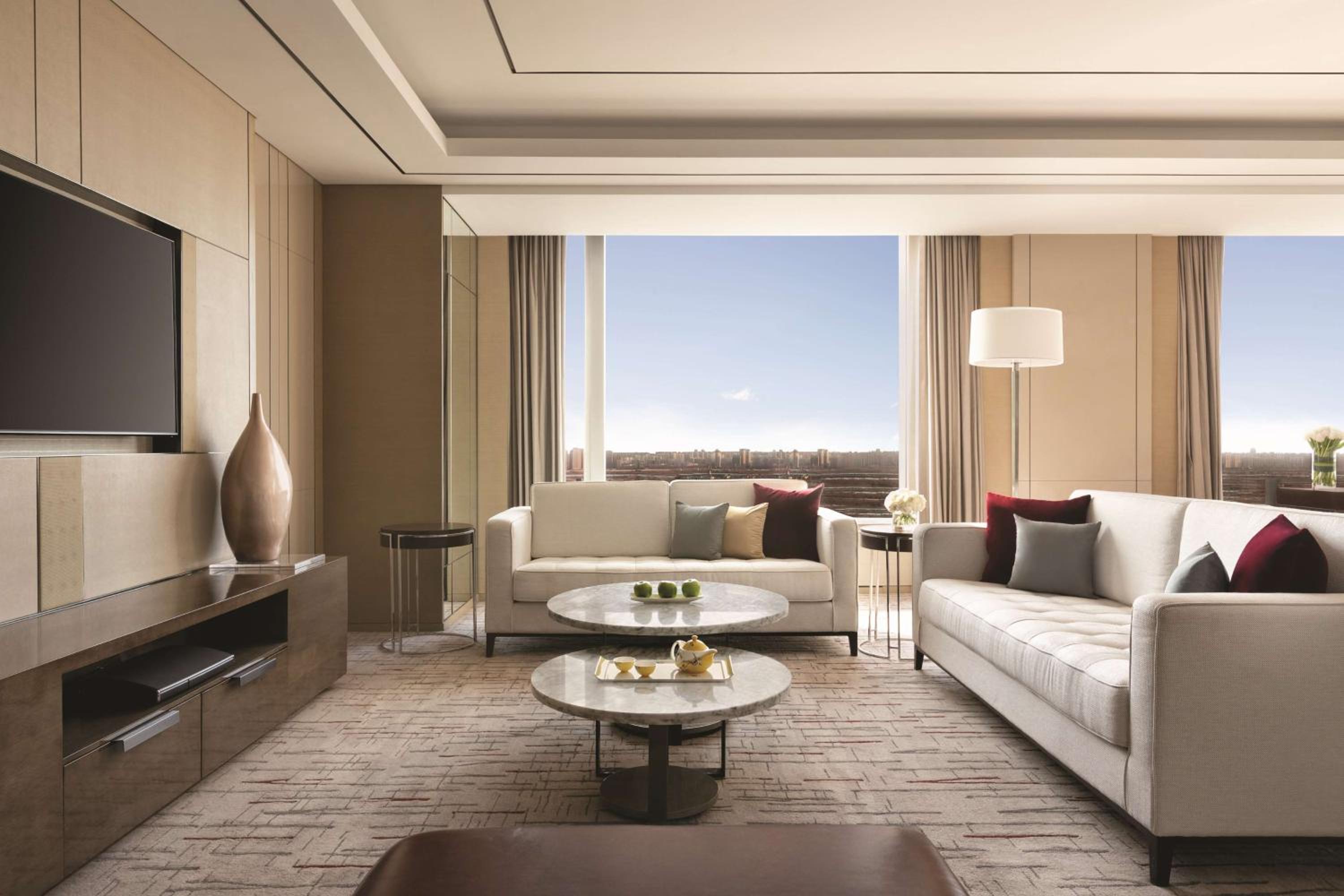 Executive Suite River View King