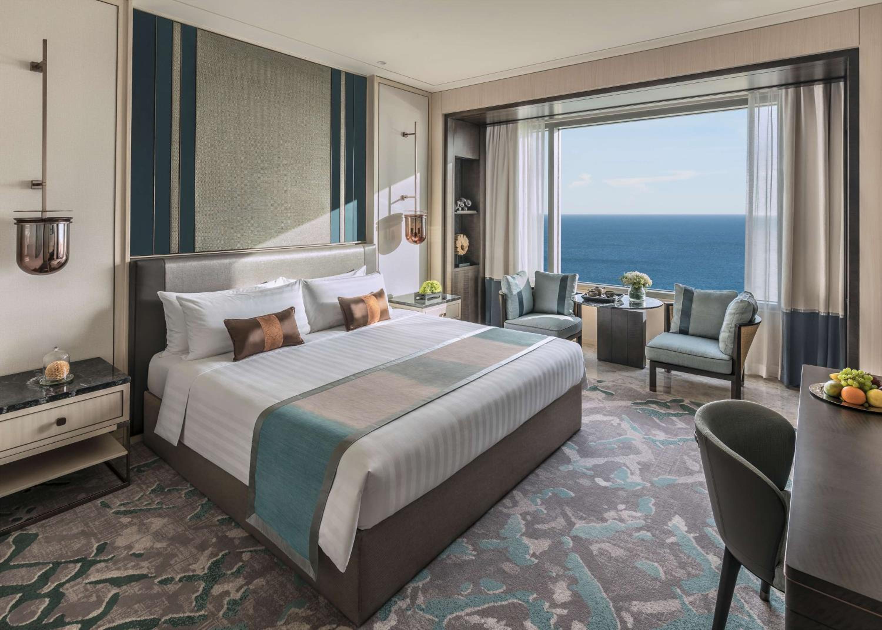 Deluxe Ocean View King