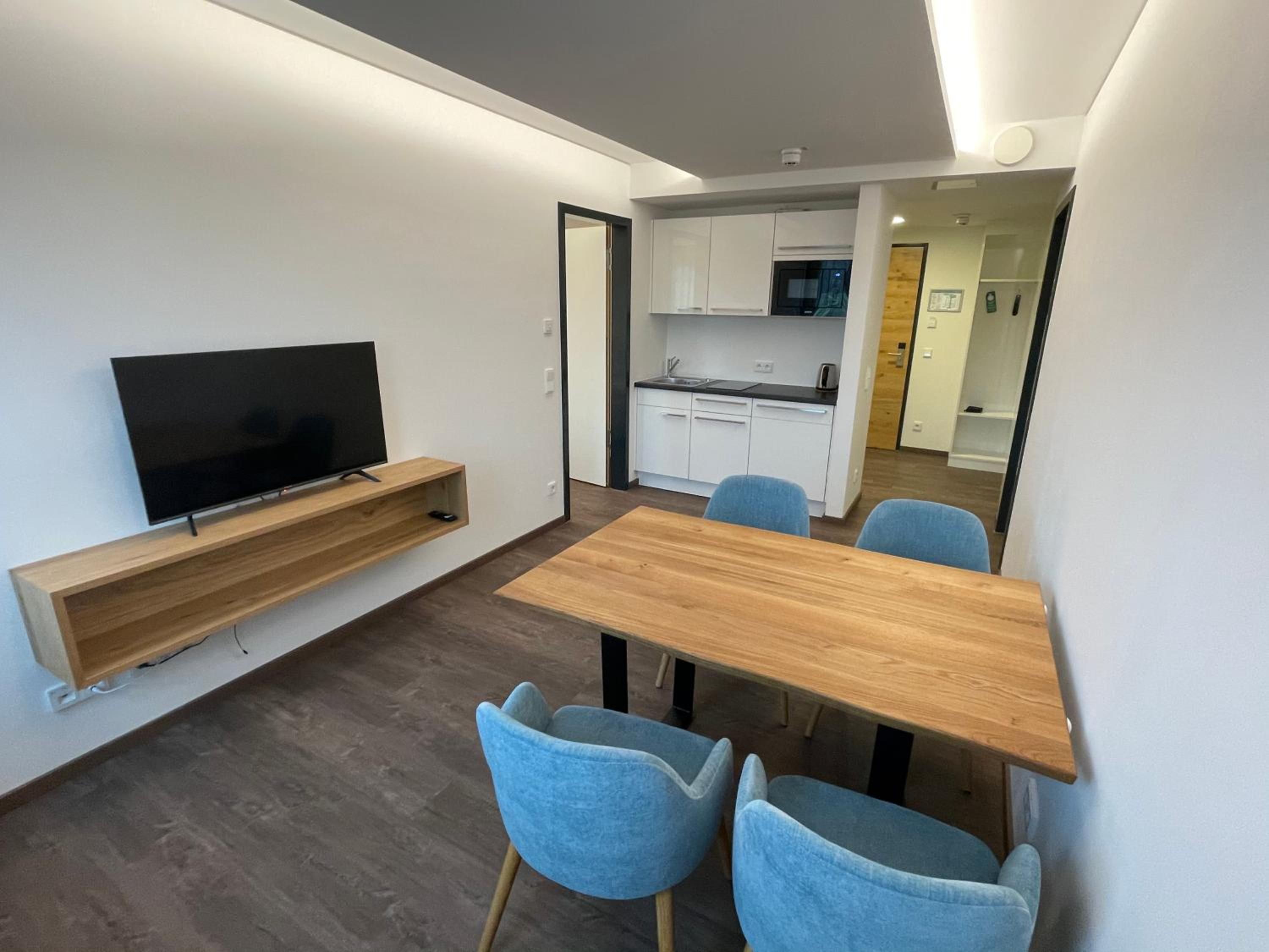 Two-Bedroom Apartment - Photo 8