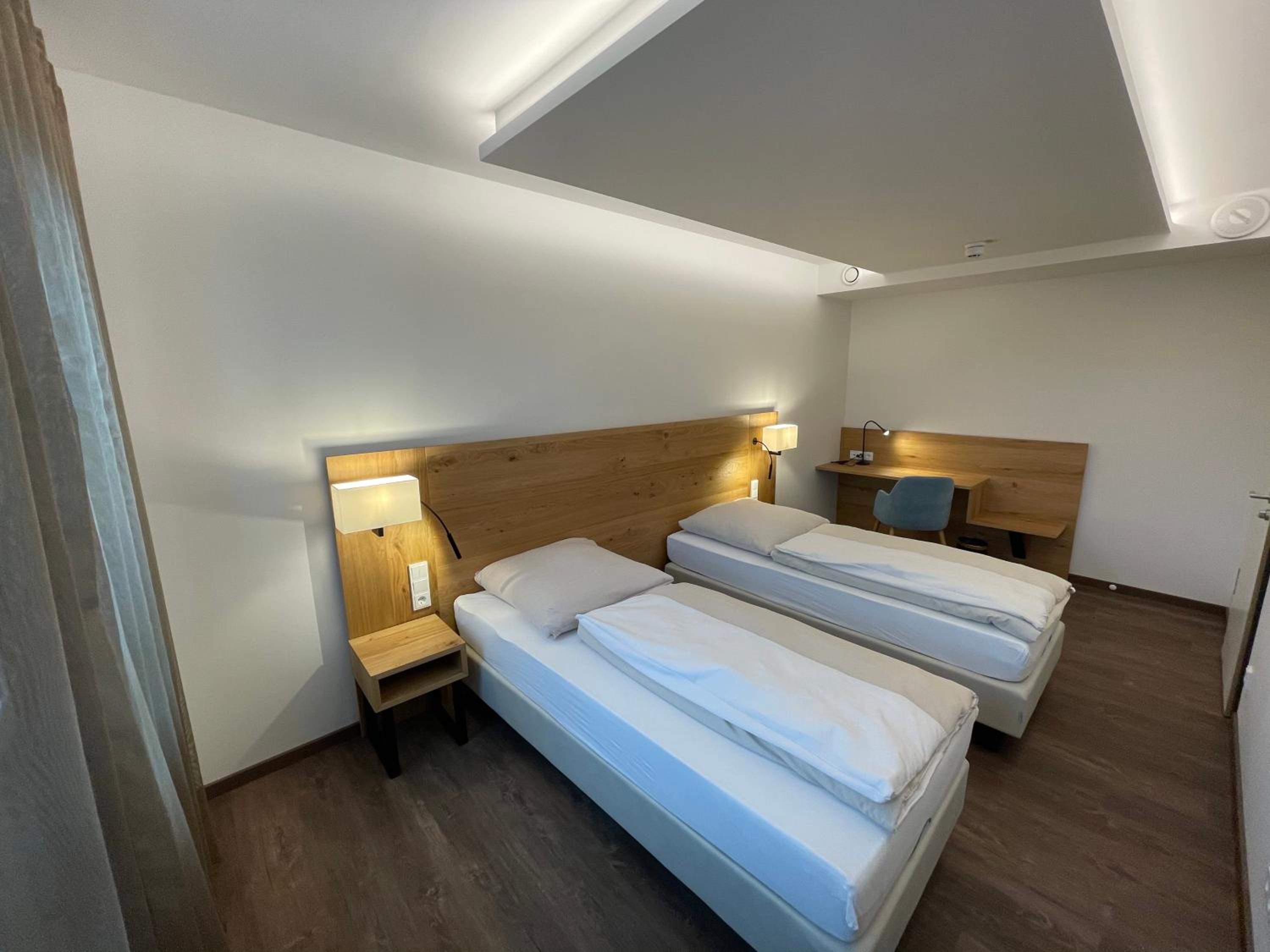 Two-Bedroom Apartment - Photo 6