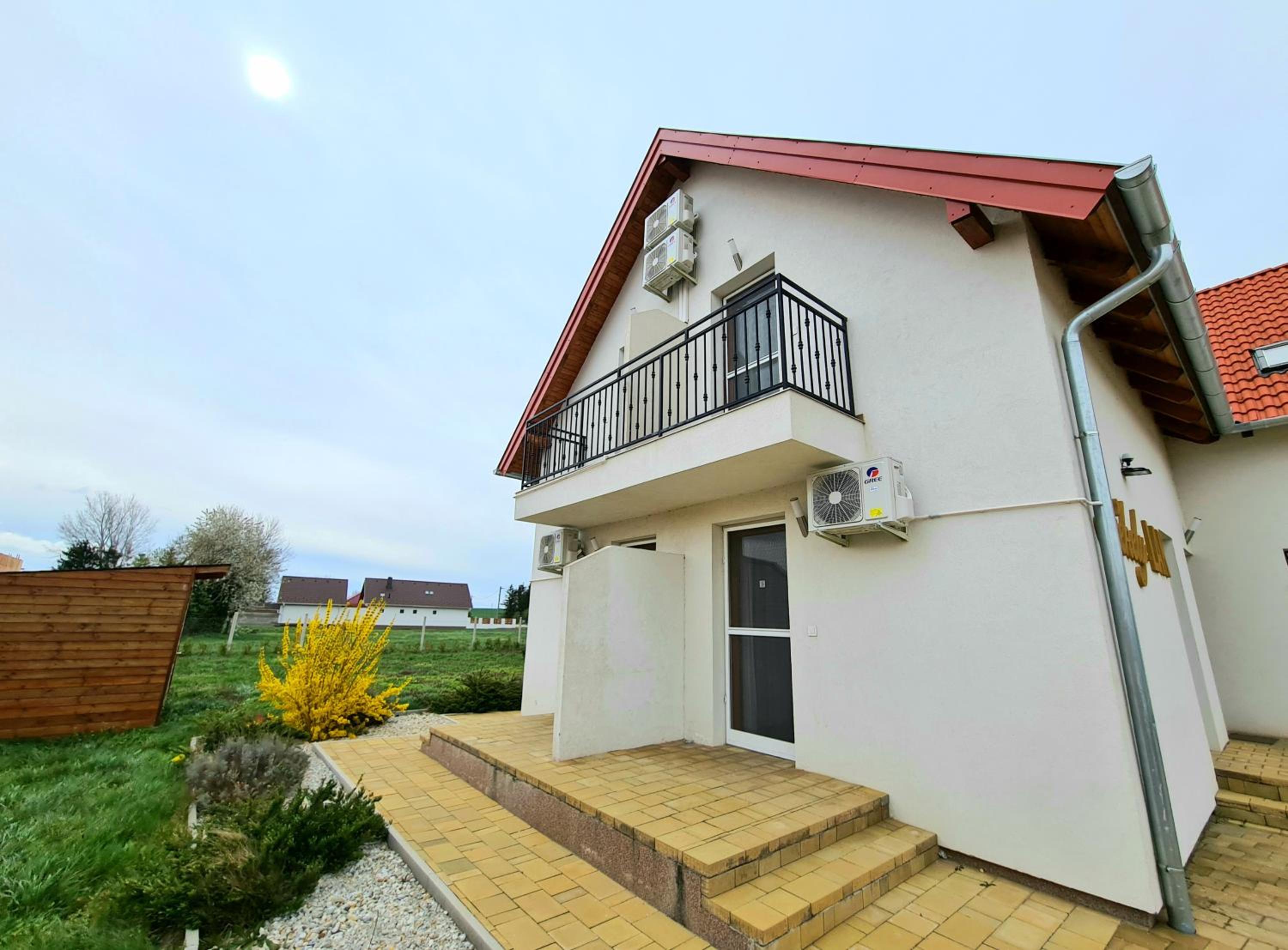 Apartment with Terrace photo 2