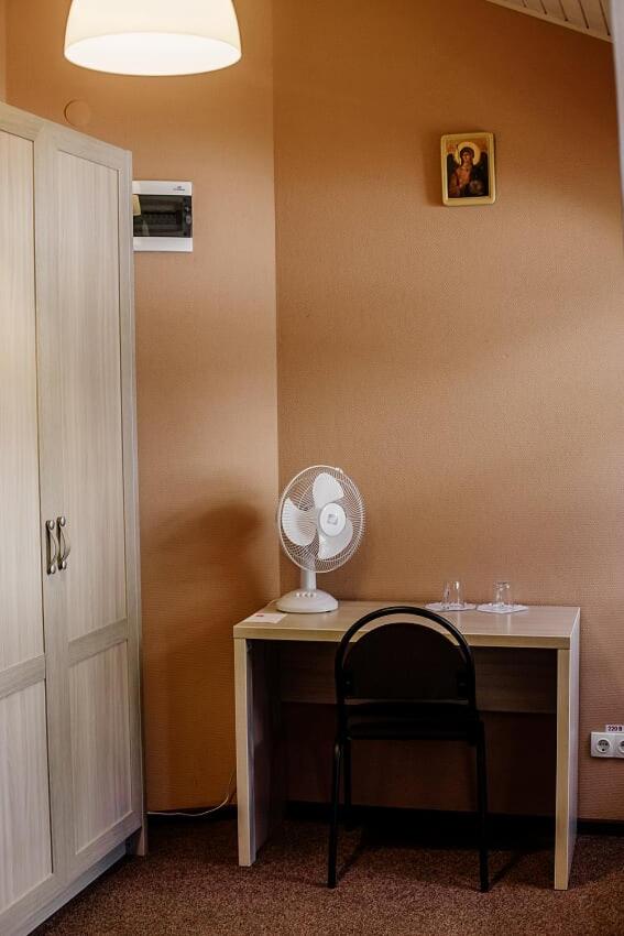 Economy Double or Twin Room photo 2