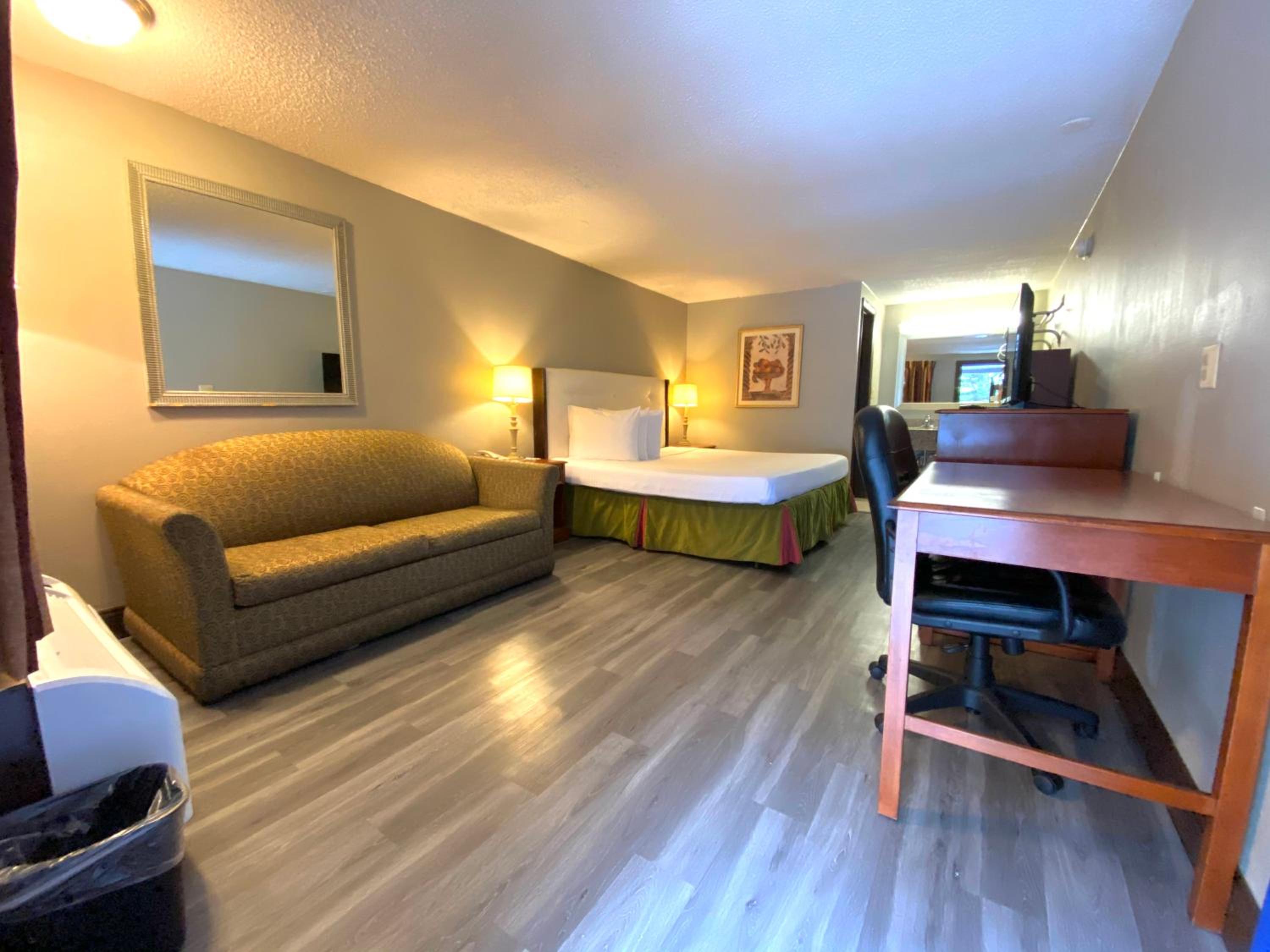 Deluxe King Room - Smoking