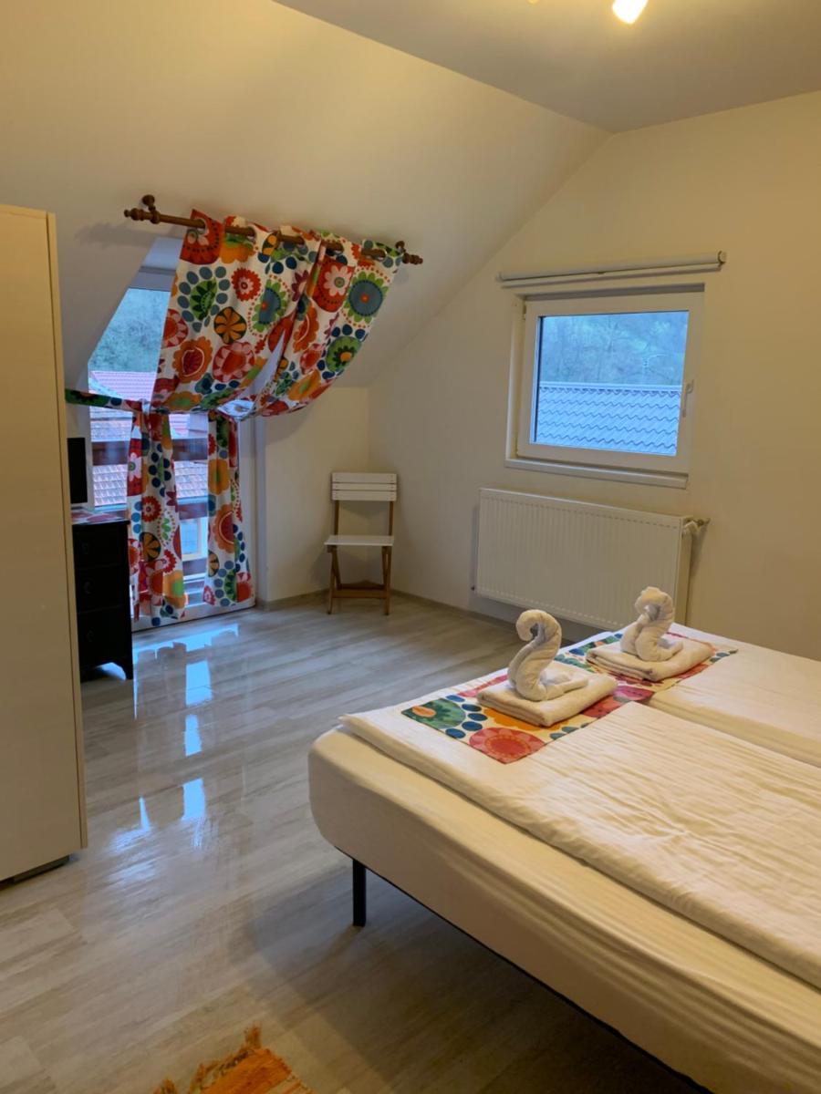 Double or Twin Room with Private Bathroom