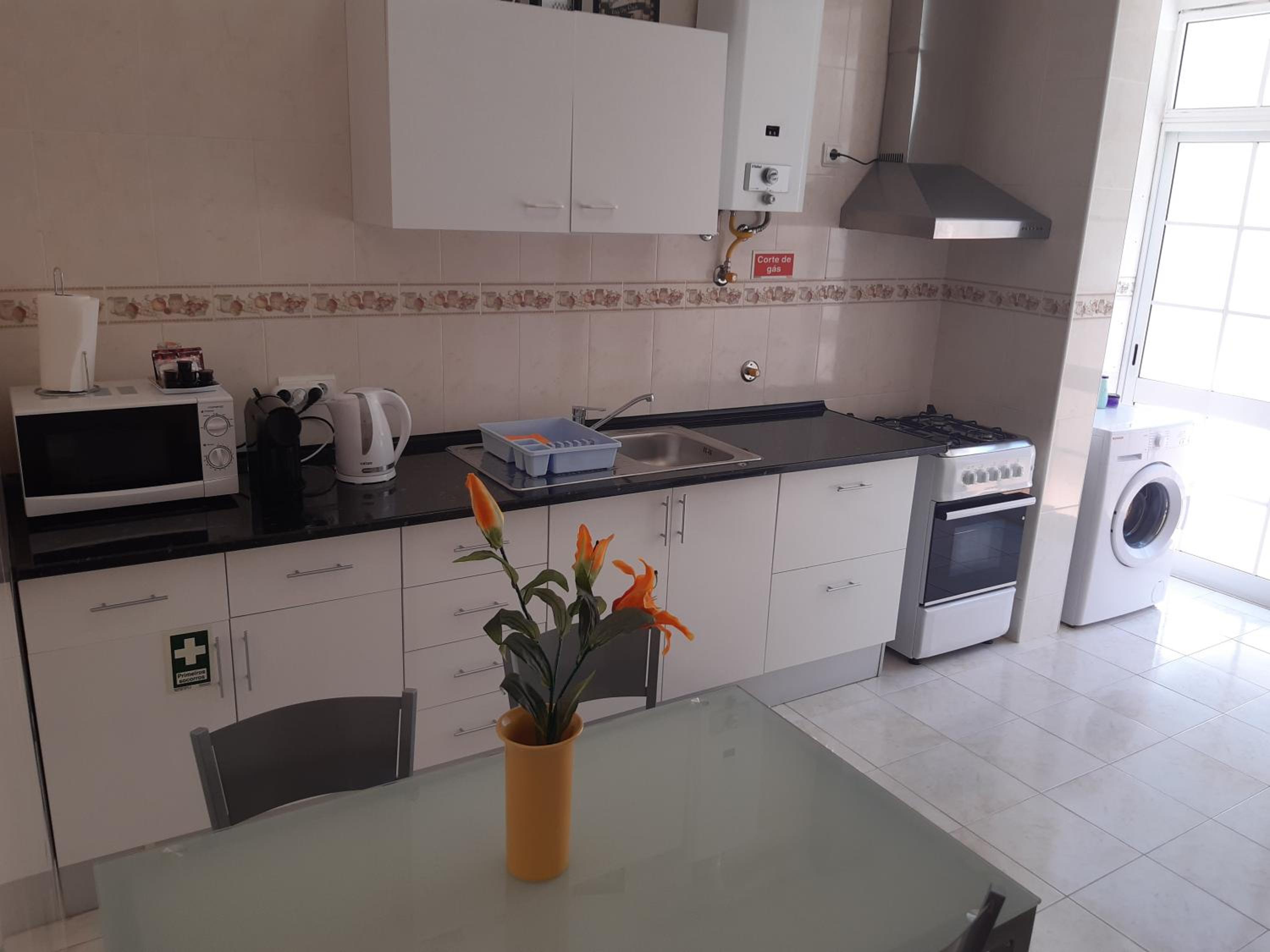 Apartment with Mountain View - Photo 31