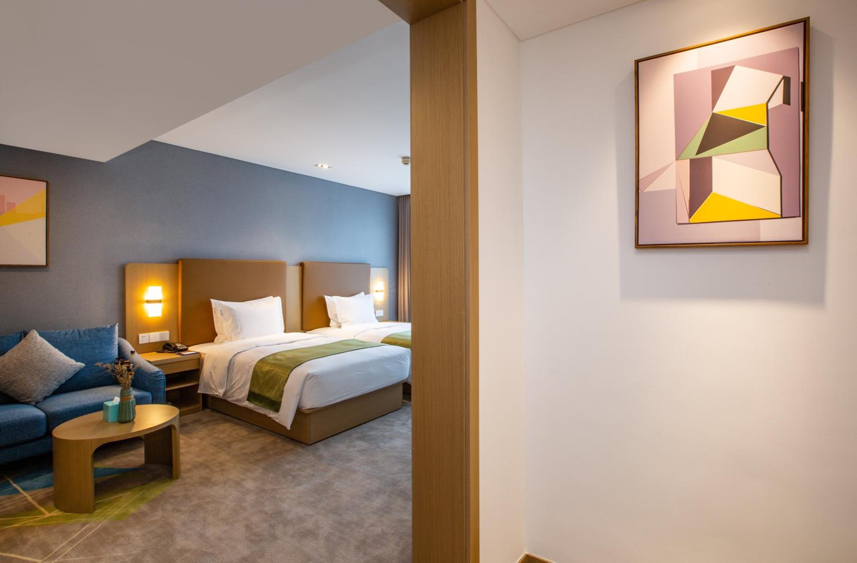 Standard Double Room with Two Double Beds - Photo 4