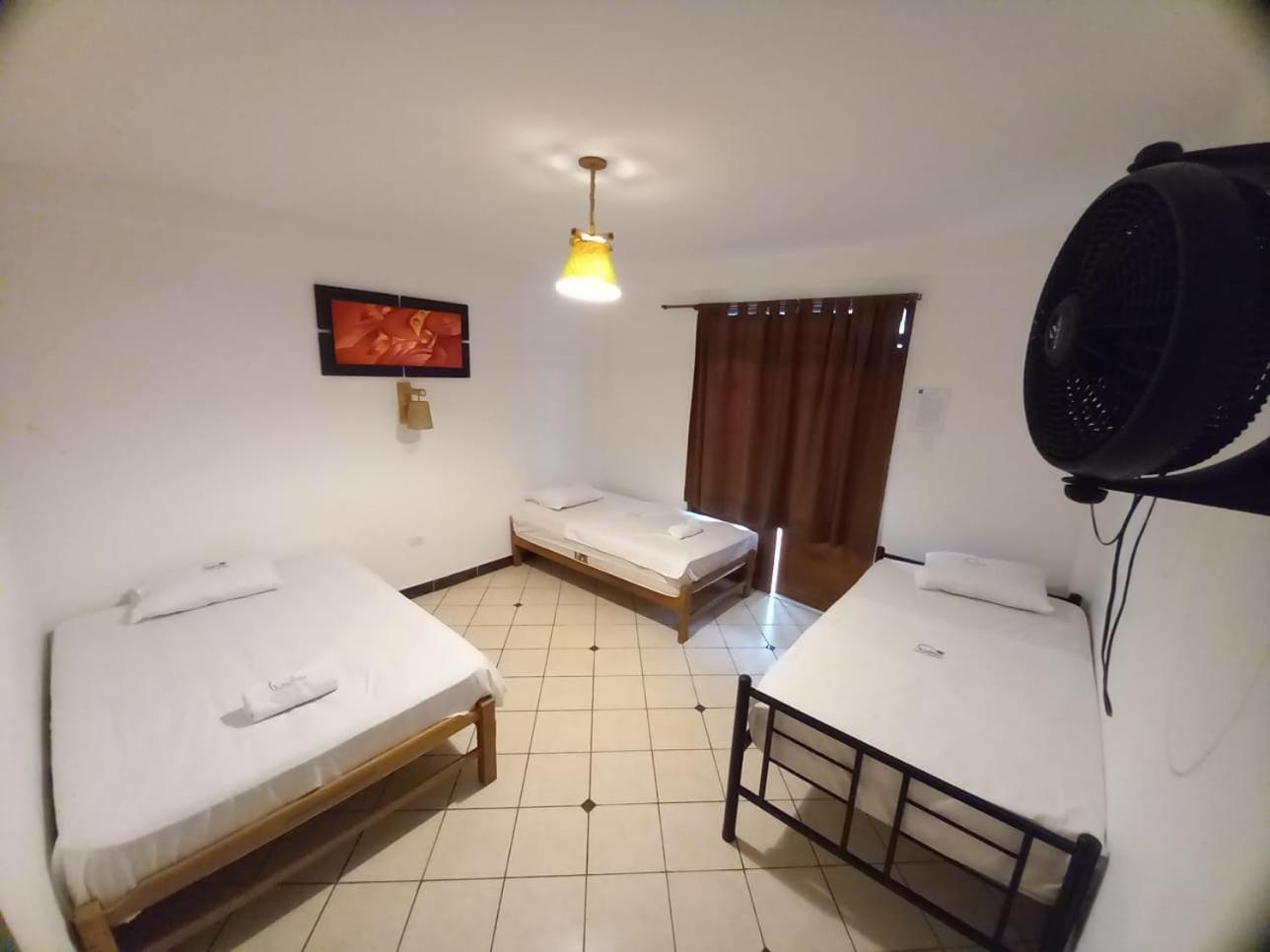 Triple Room with Private Bathroom photo 2