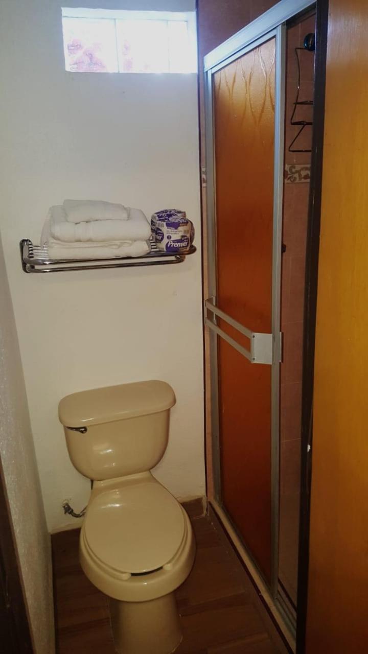 Standard Double Room - Photo 2