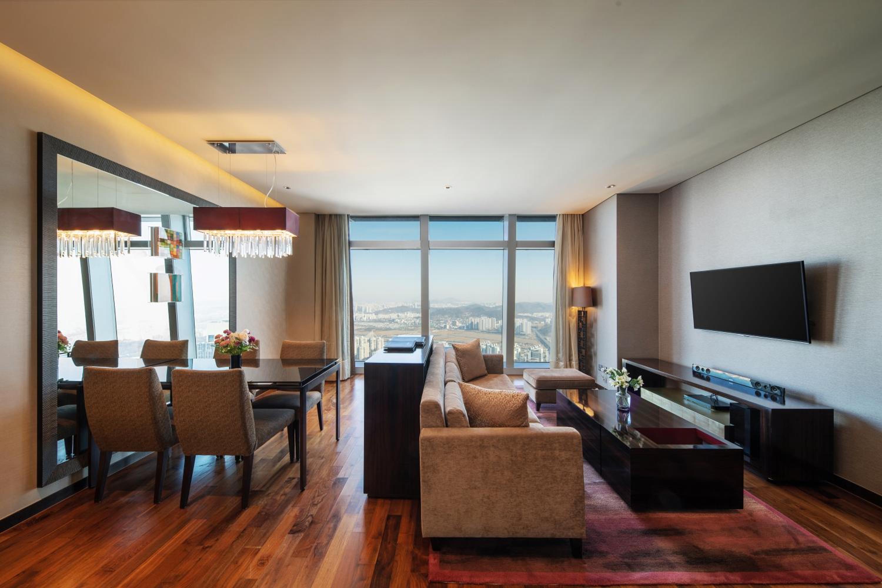 One-Bedroom Premier