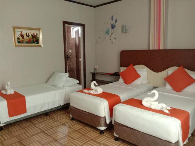 Deluxe Suite - Photo 8