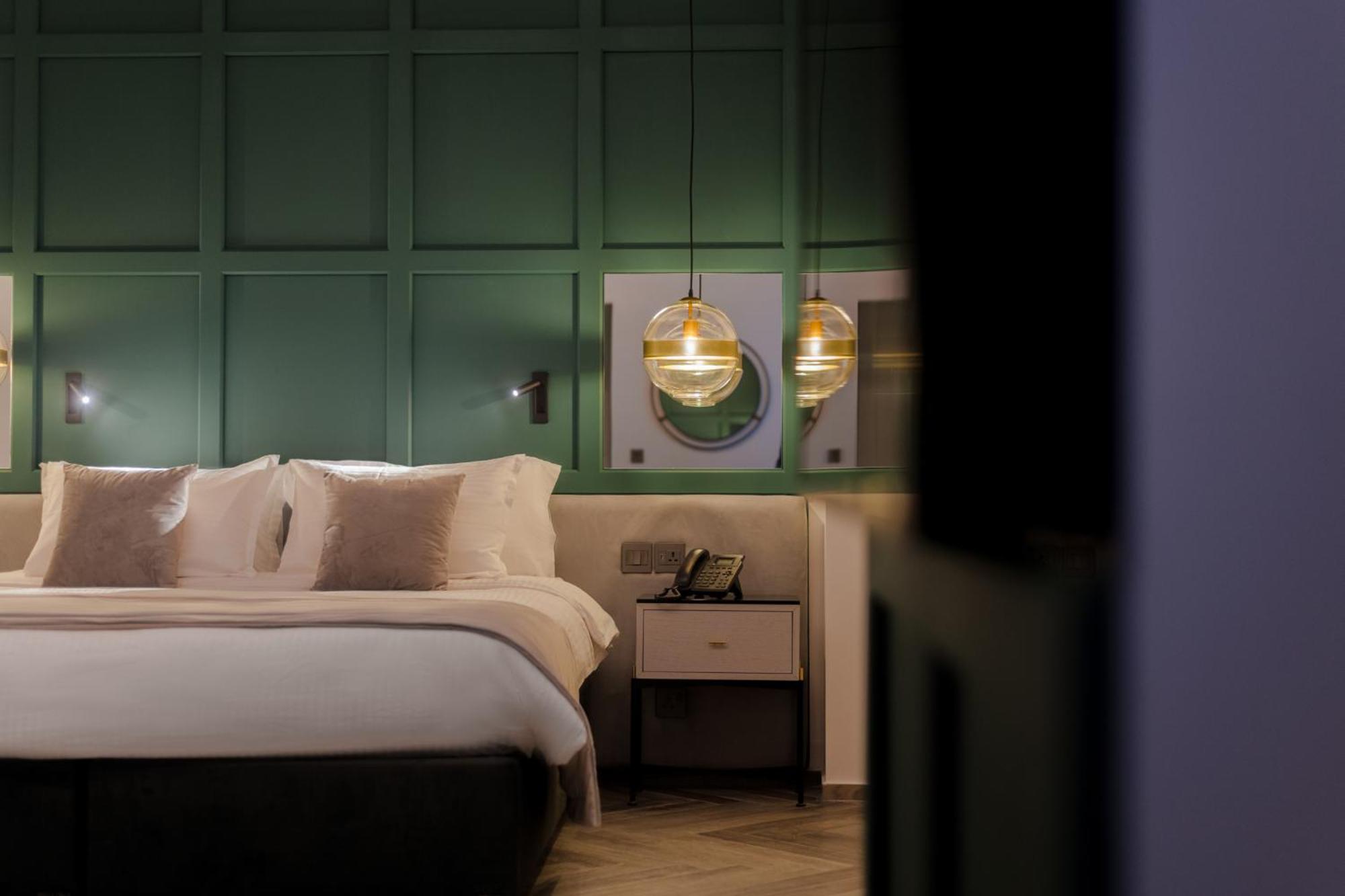 Deluxe Double or Twin Room - Photo 1