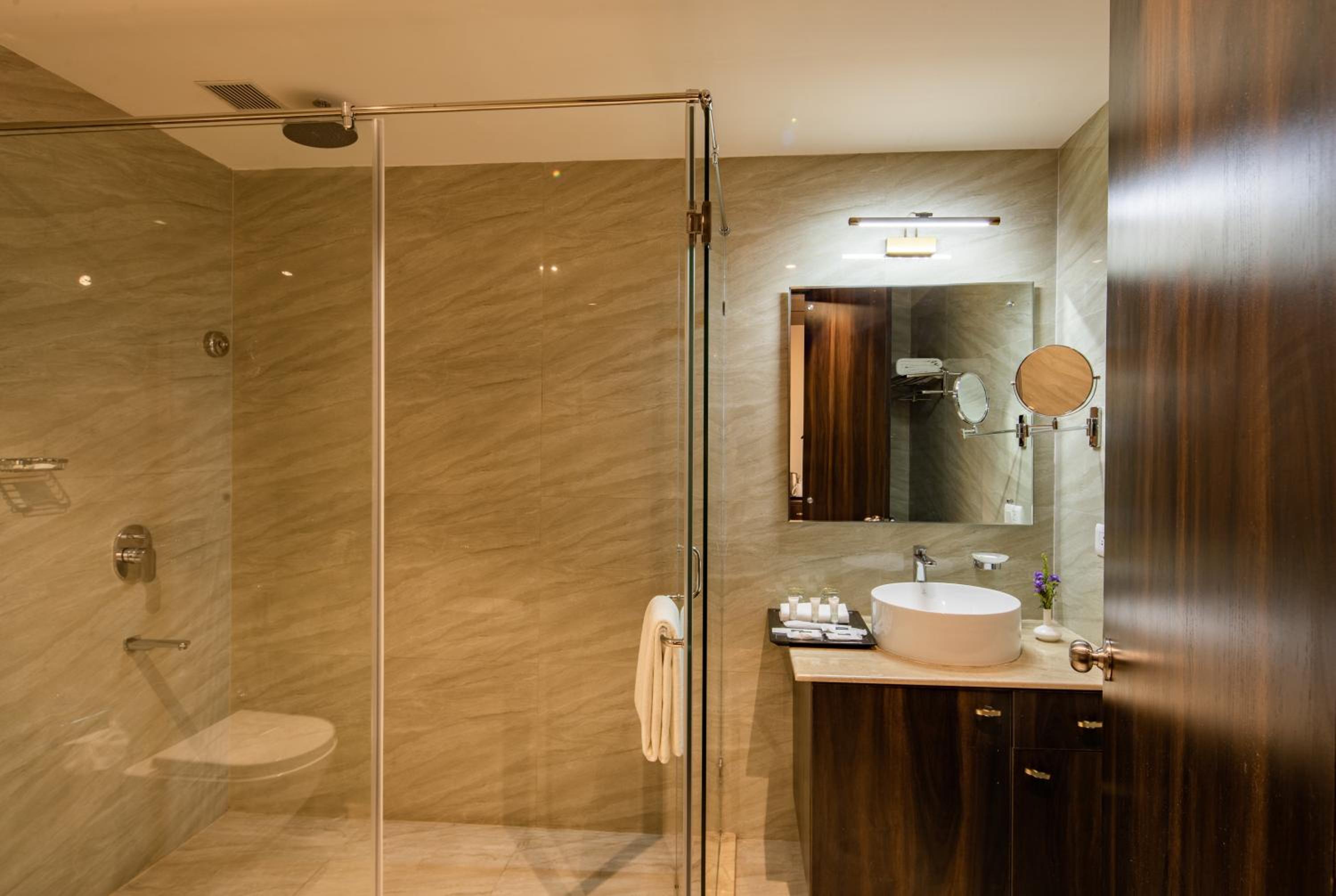 Gold Club Room - Photo 3