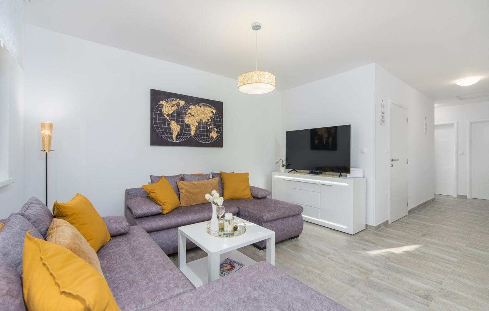 Villa com Piscina Privada