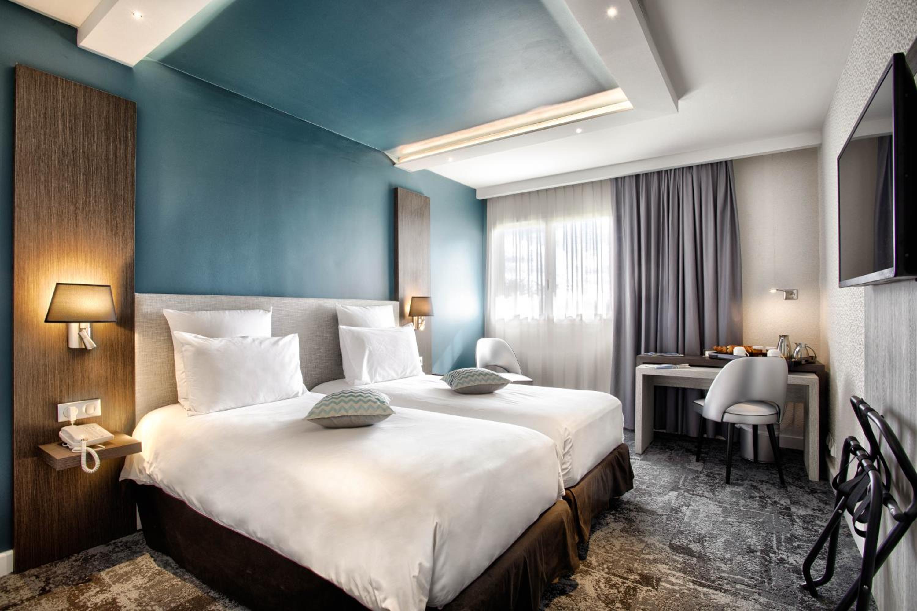 Classic Twin Room with Spa Access