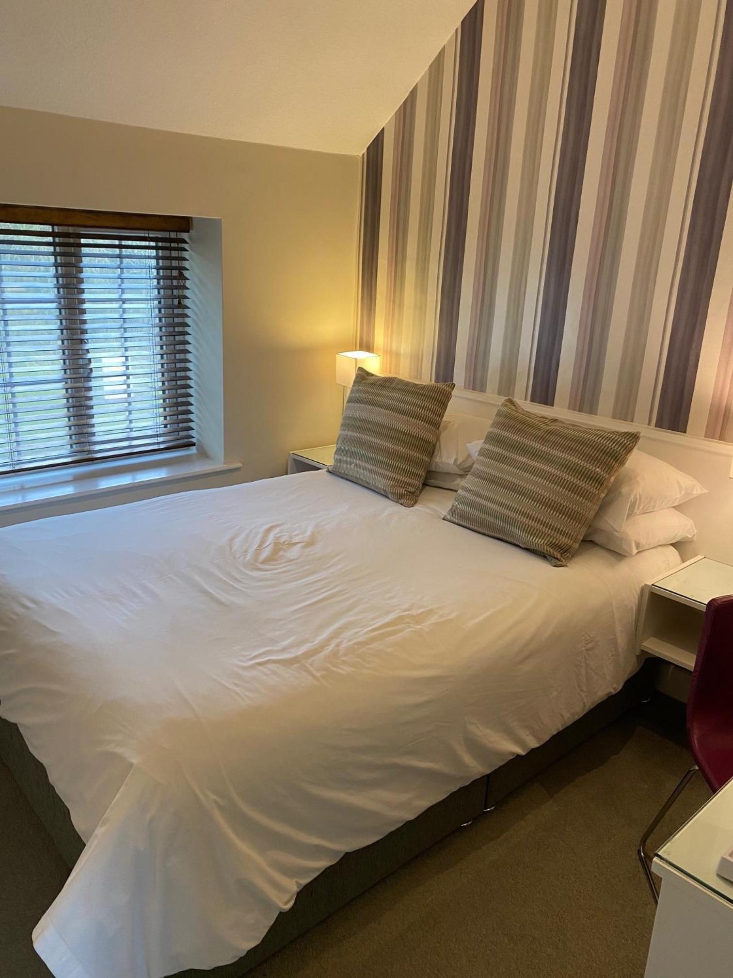 Standard Double Room photo 3