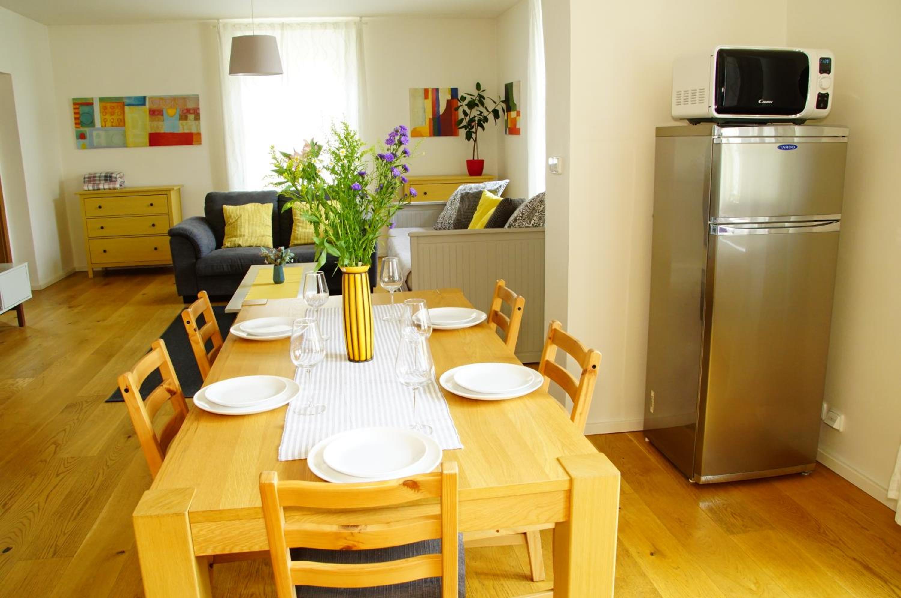 Apartment photo 3