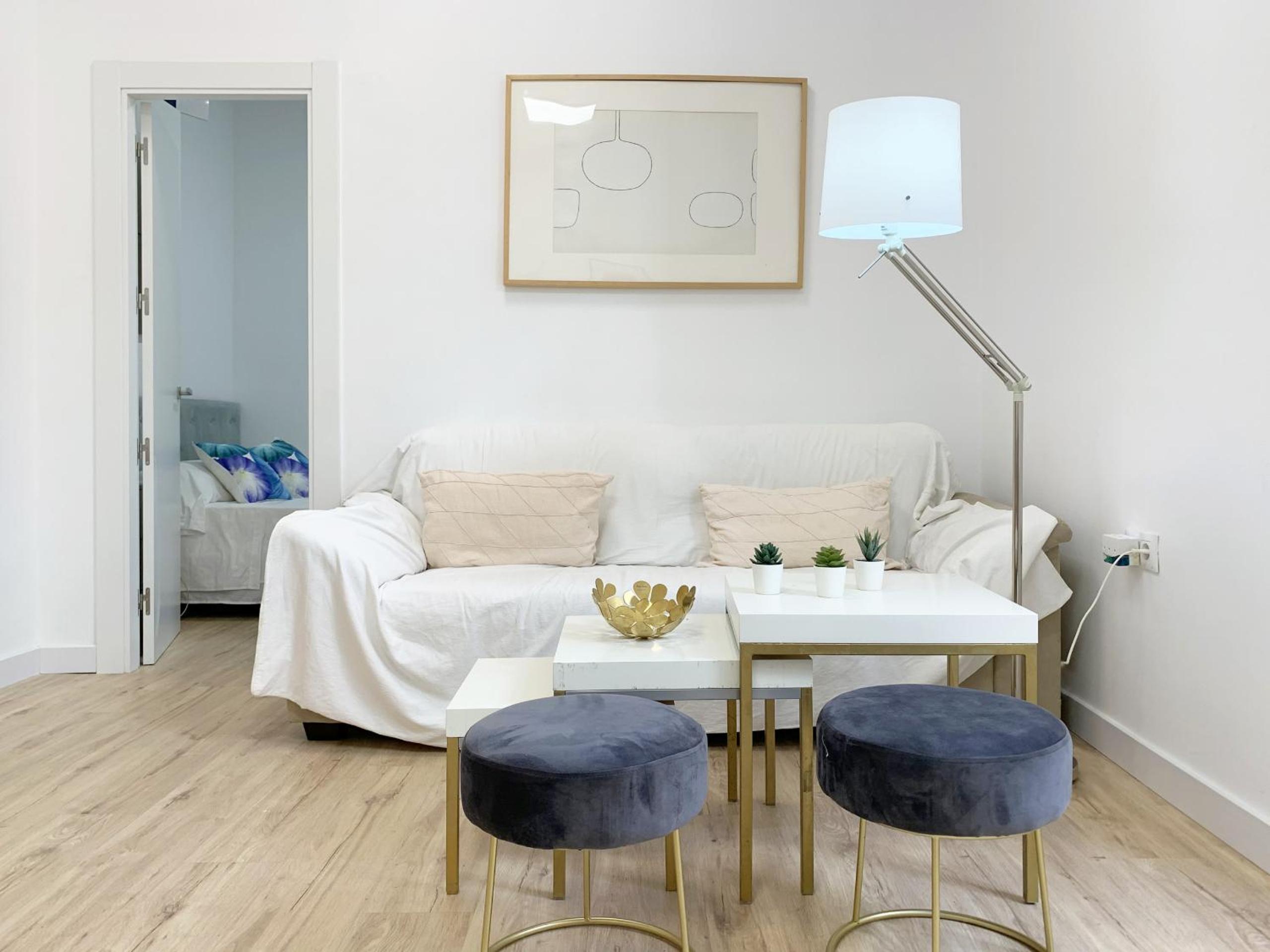 Apartamento con Balcón