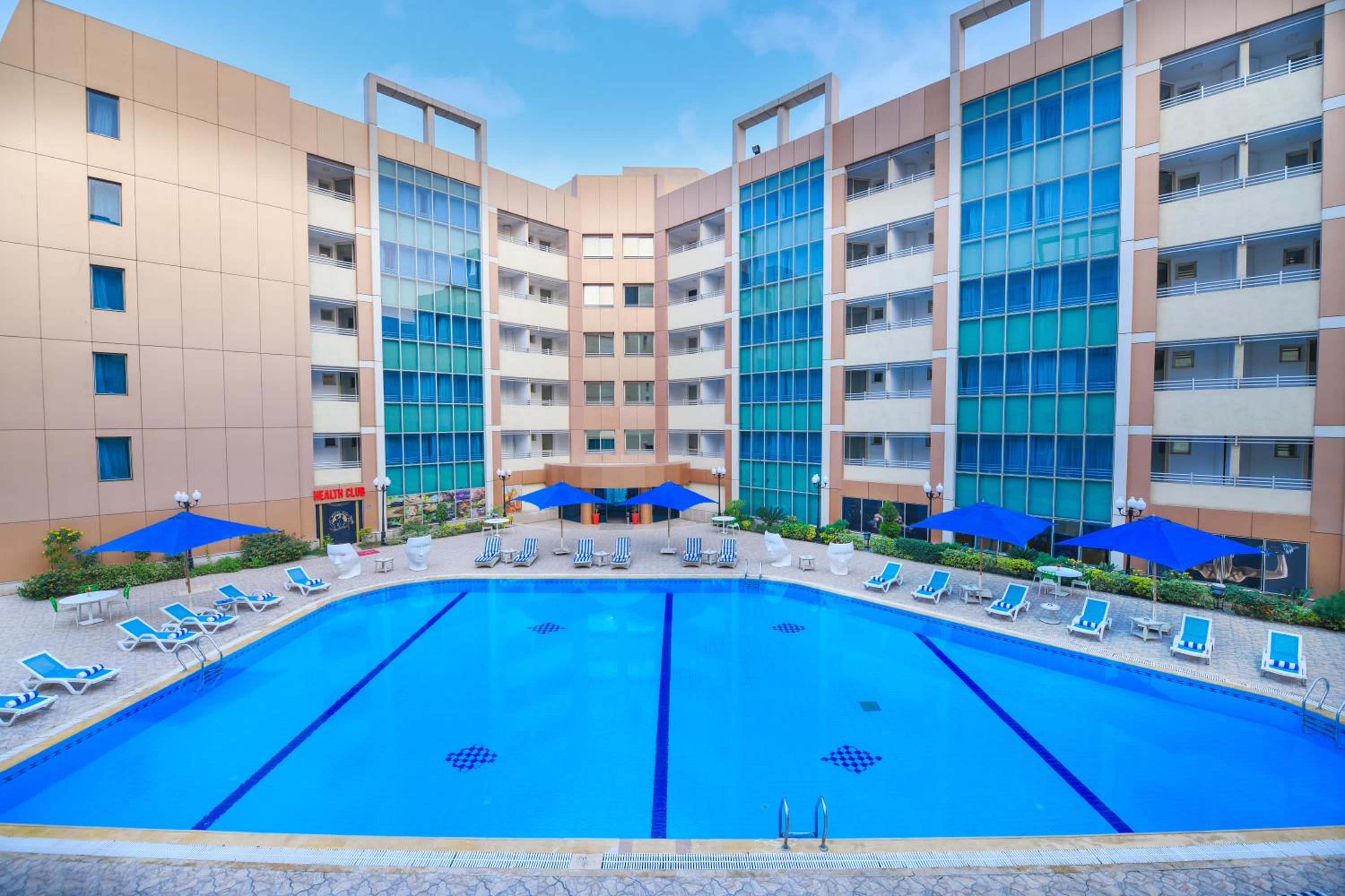 Standard Double or Twin Room with Balcony thumbnail 5