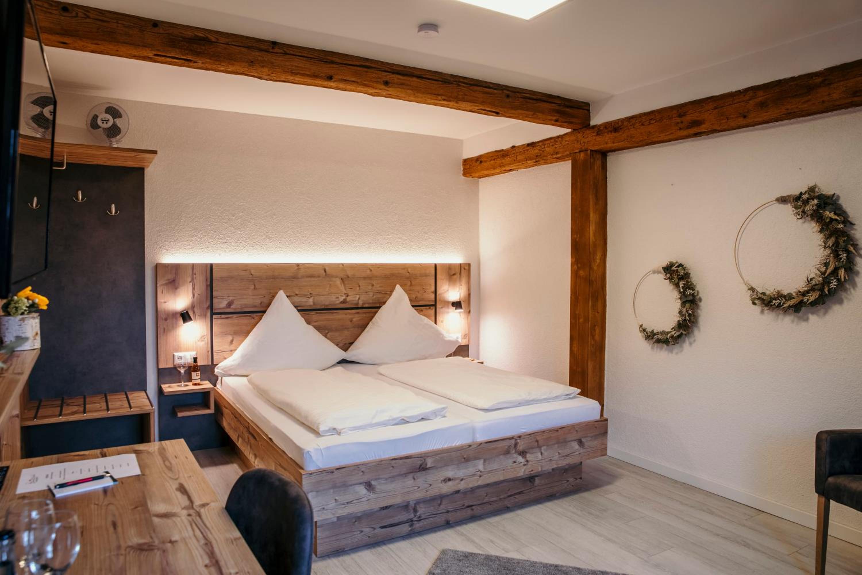 Deluxe Double Room - Photo 1