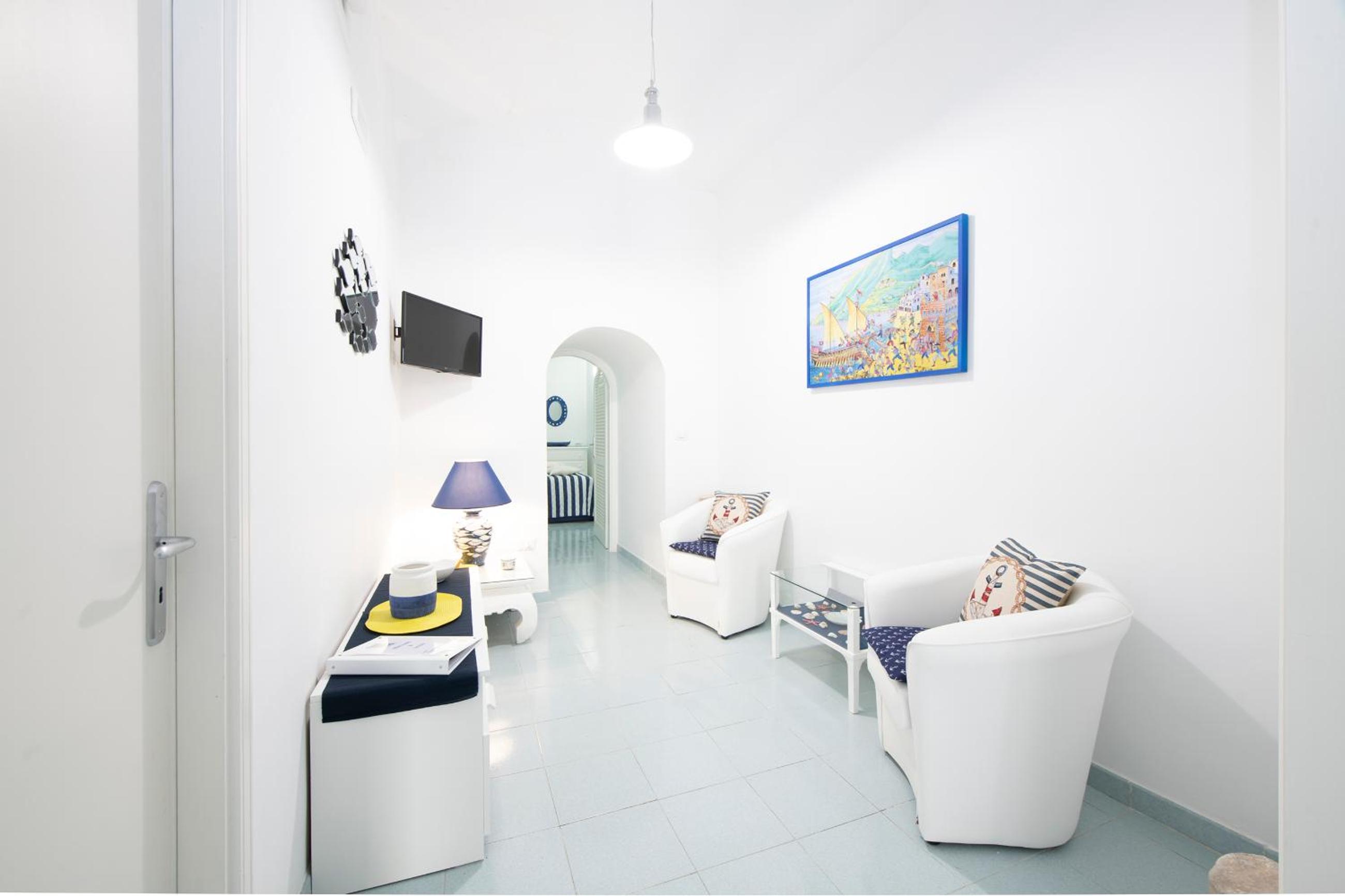 Apartment photo 1