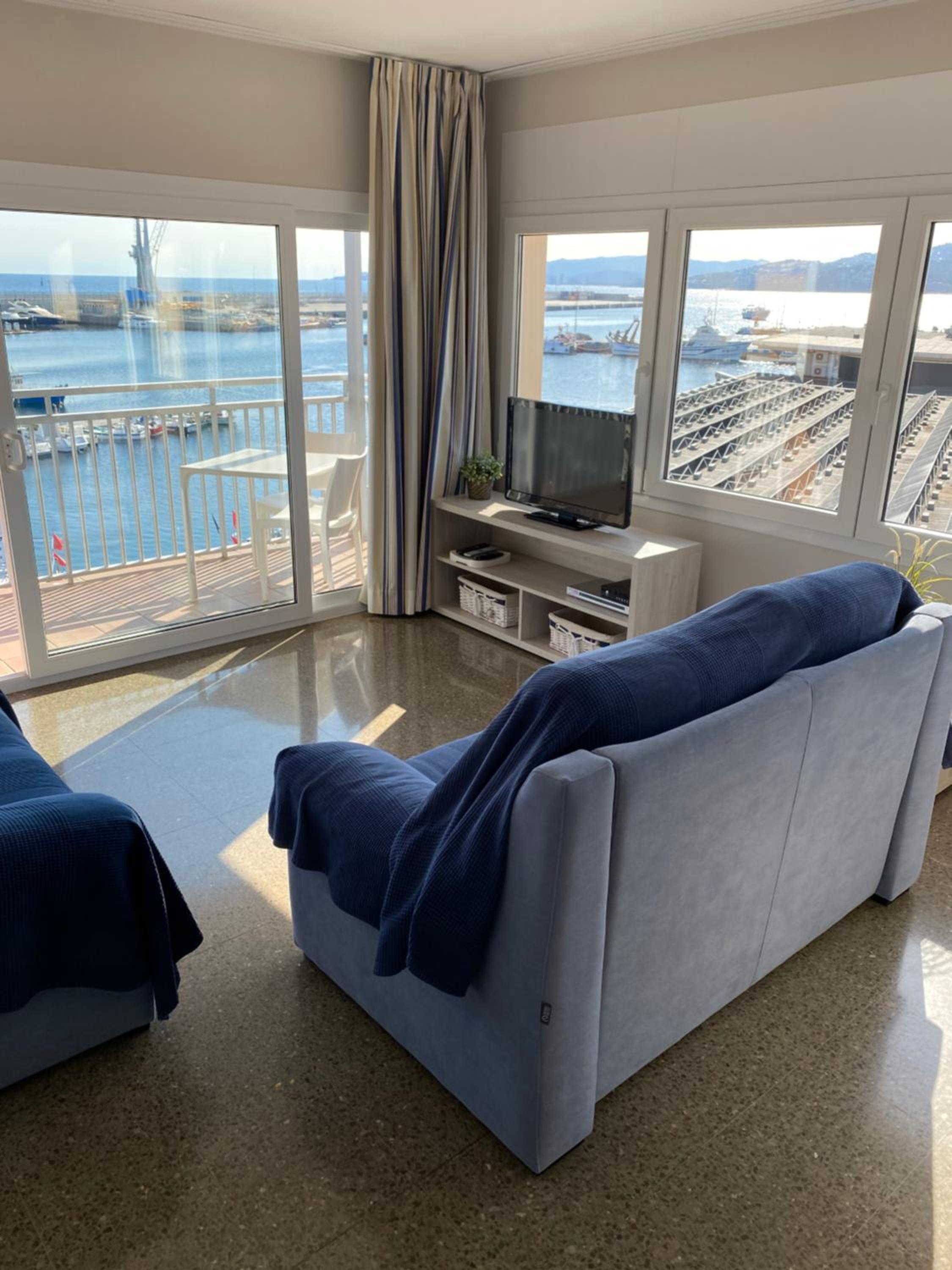 Apartamento de tres habitaciones C