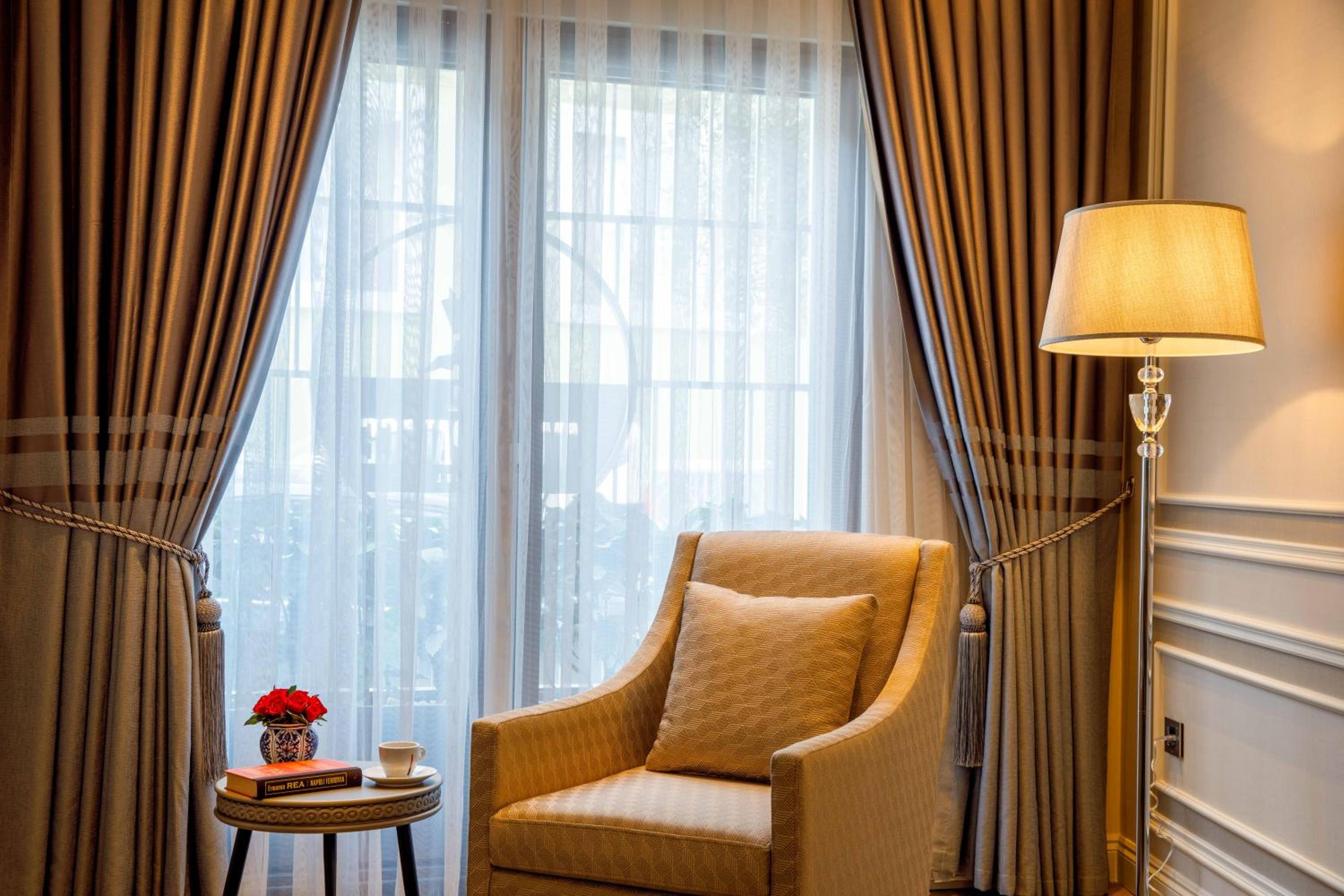 Deluxe Suite photo 2
