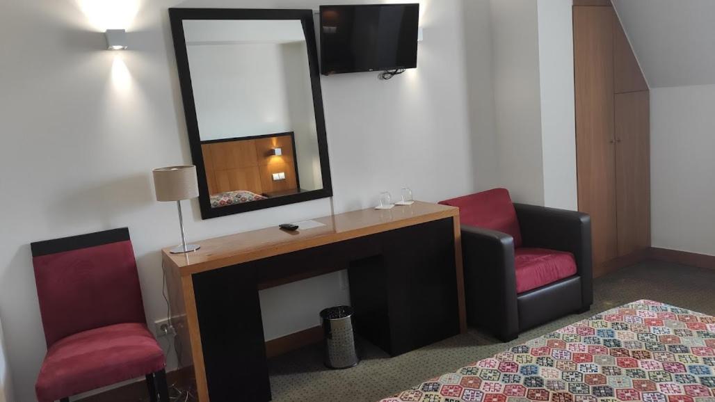 Double Room - Photo 2