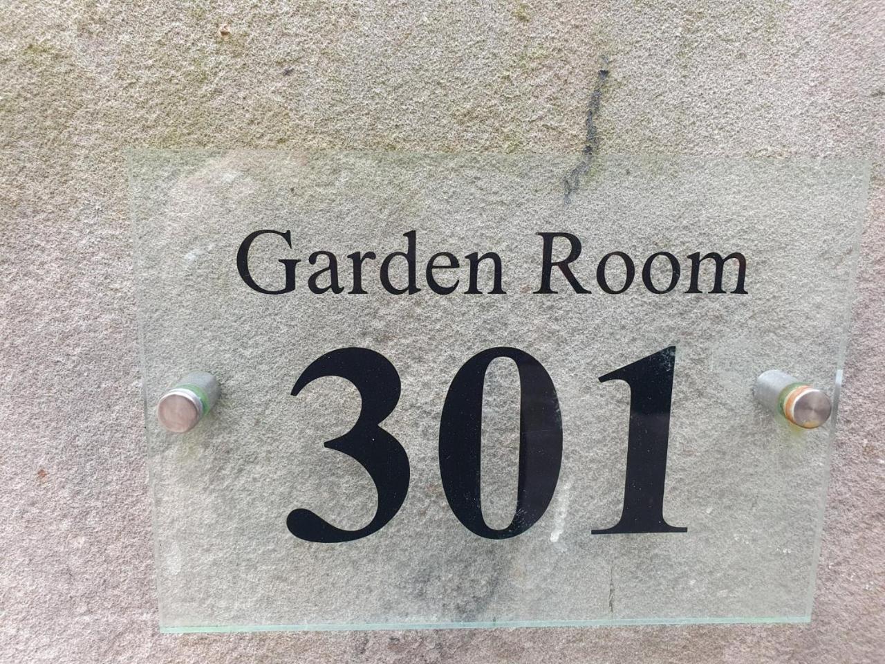 Double Room - Disability Access photo 3