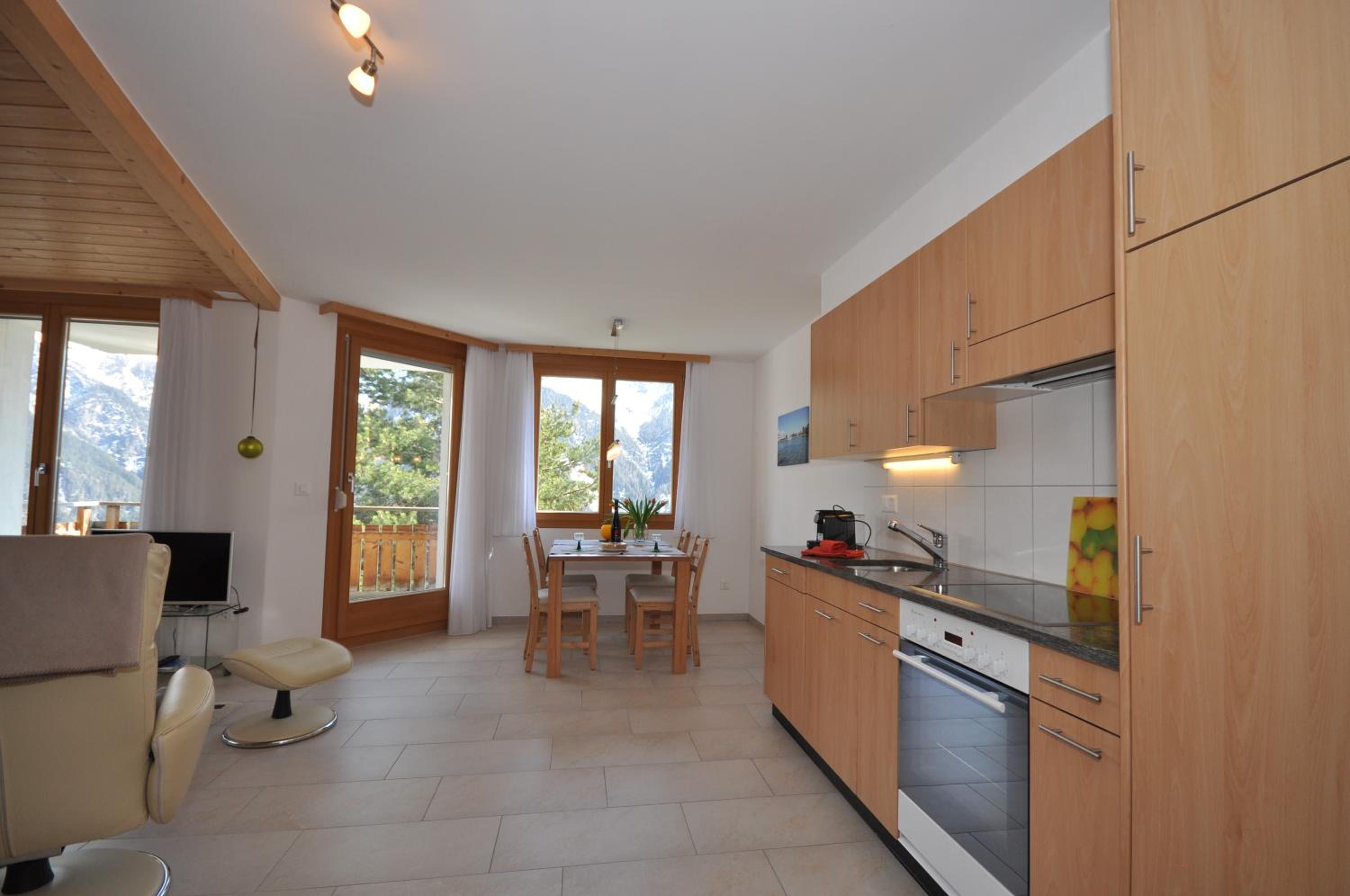Apartment With Mountain View photo 2