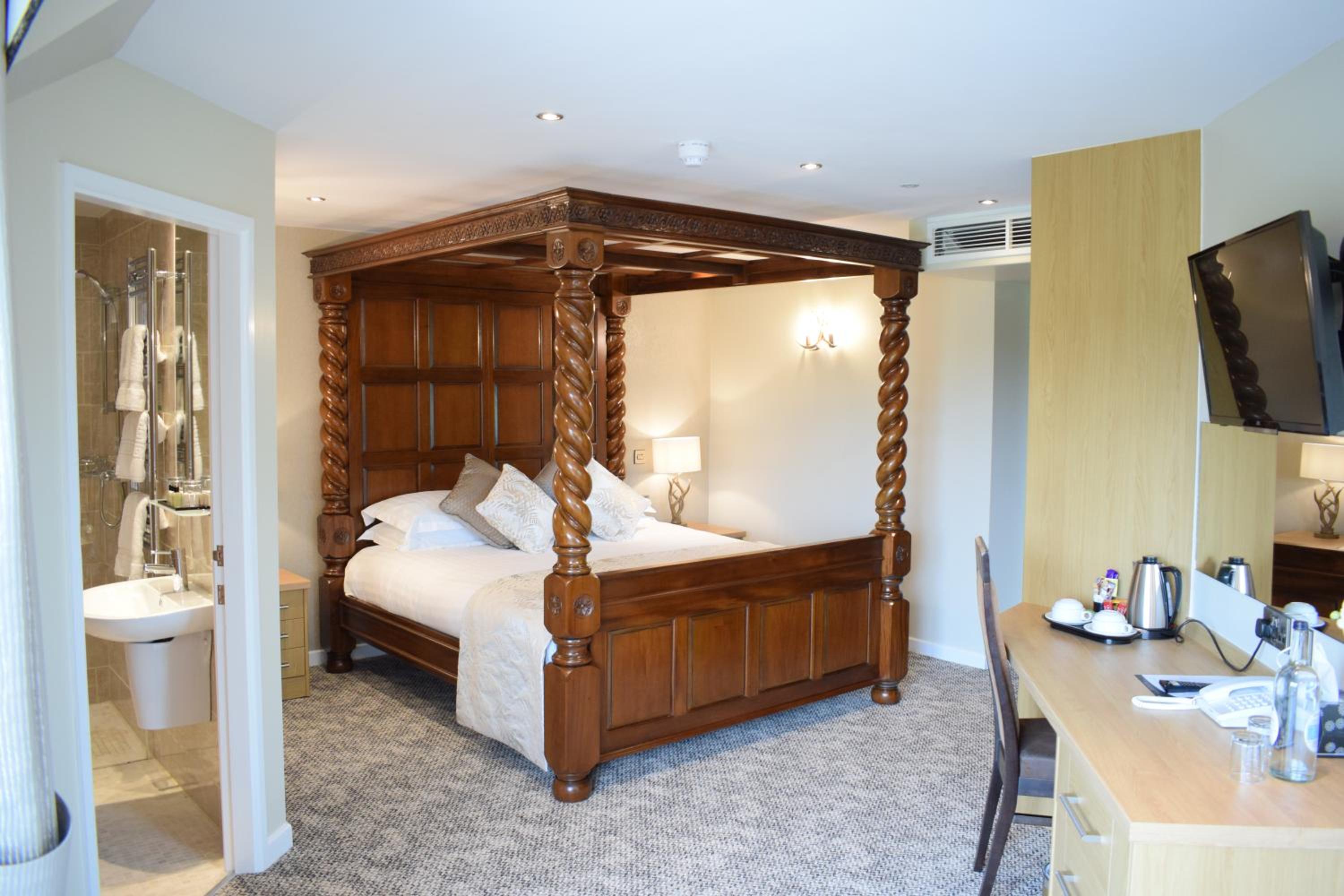 Junior Suite with Balcony photo 3