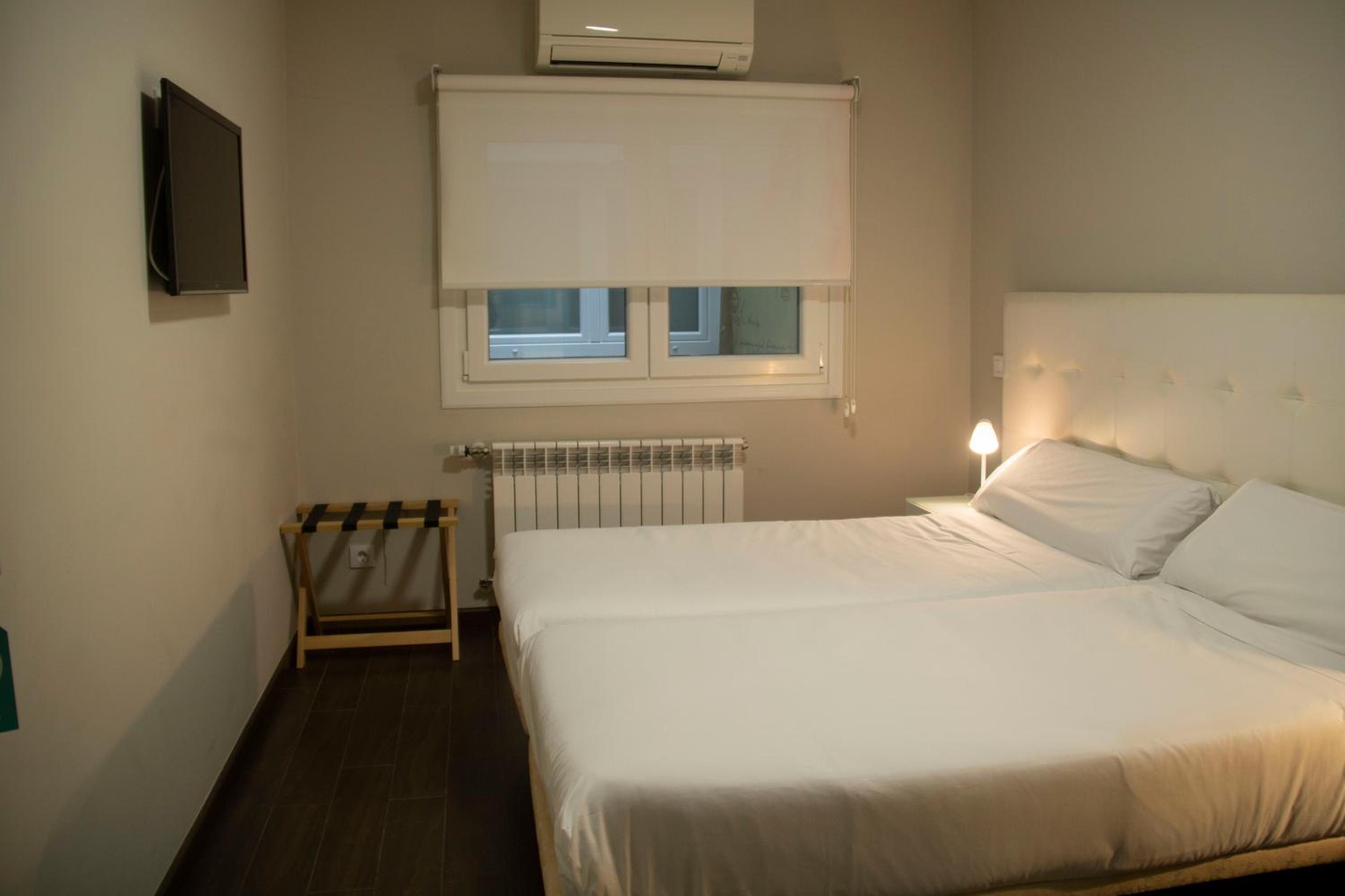 Standard Double or Twin Room photo 2
