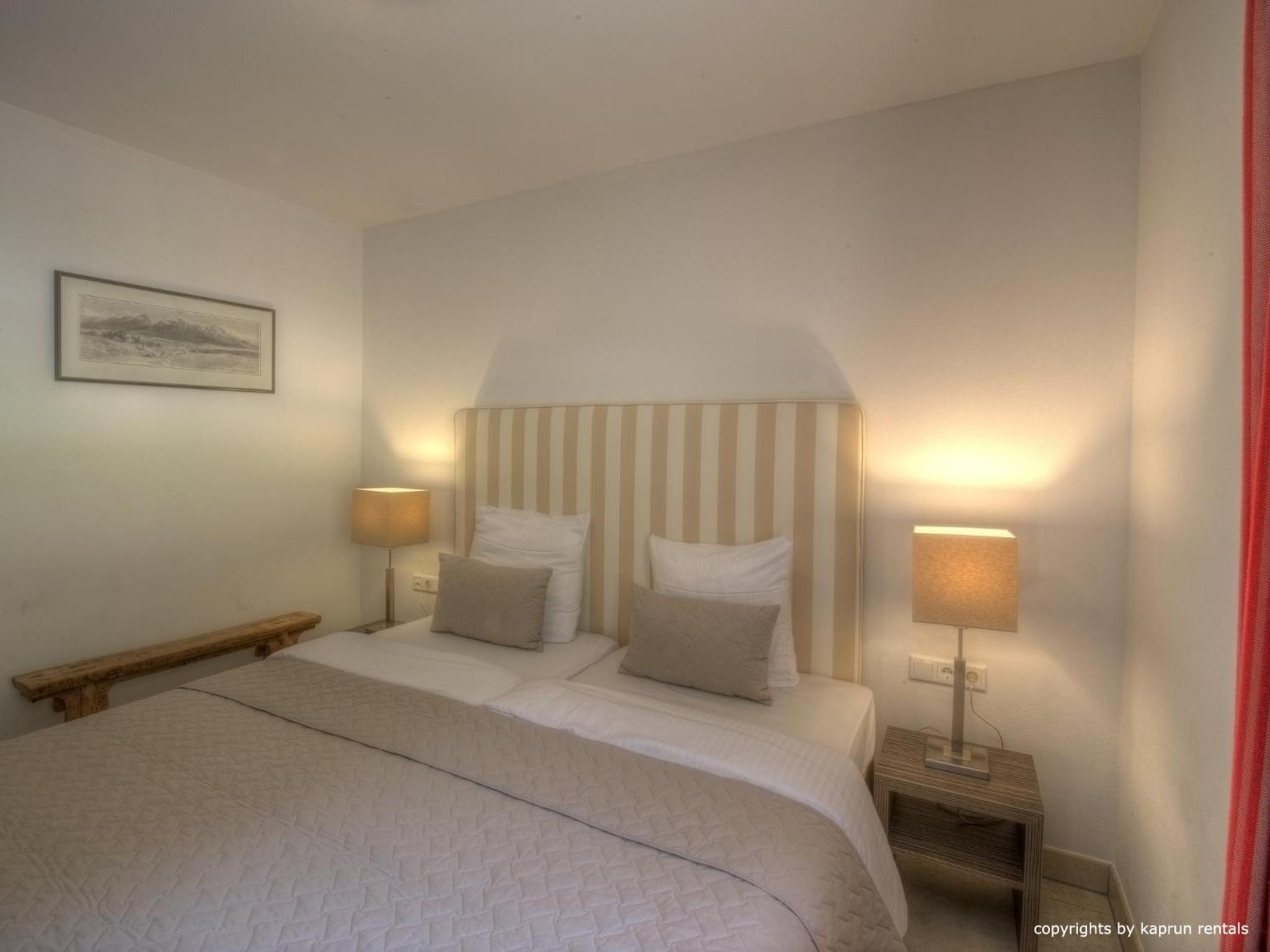 Luxury Two-Bedroom Apartment with Garden photo 1