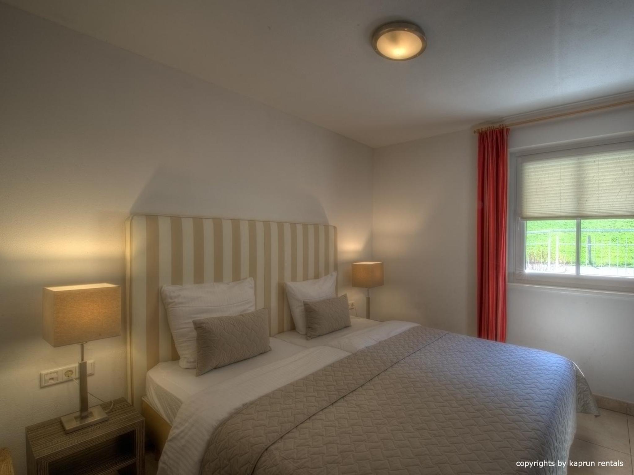 Luxury Two-Bedroom Apartment with Garden photo 3