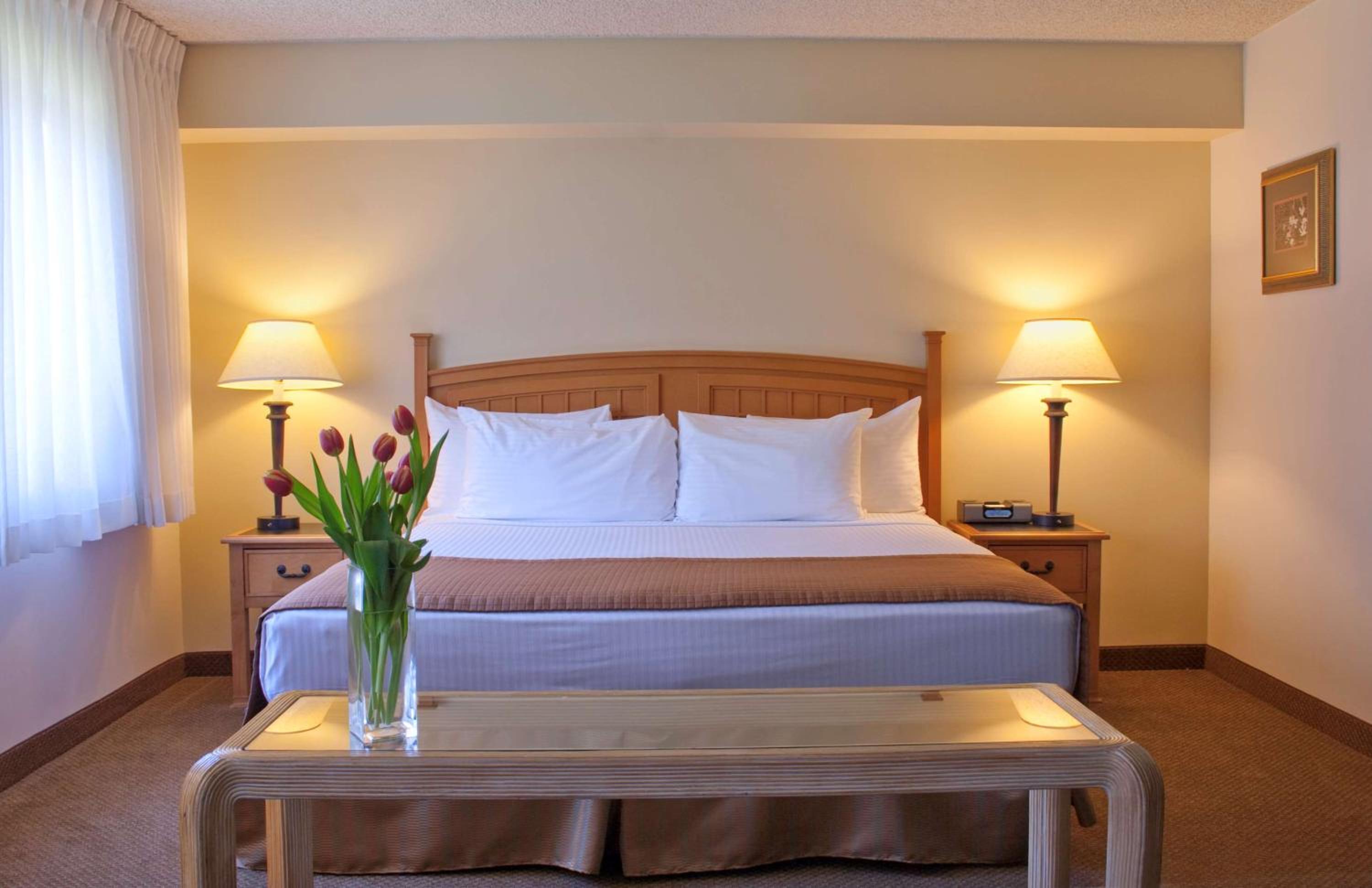 Oversize King Room - Non-Smoking - Photo 2